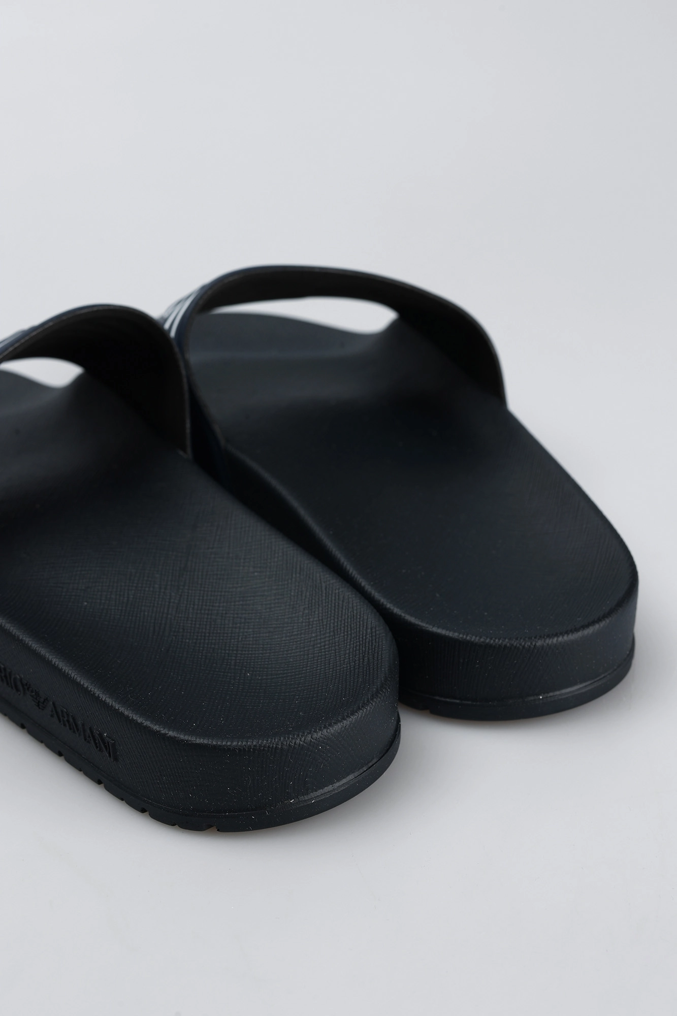 XVPS04_XN747 Шлепки Emporio Armani Синий