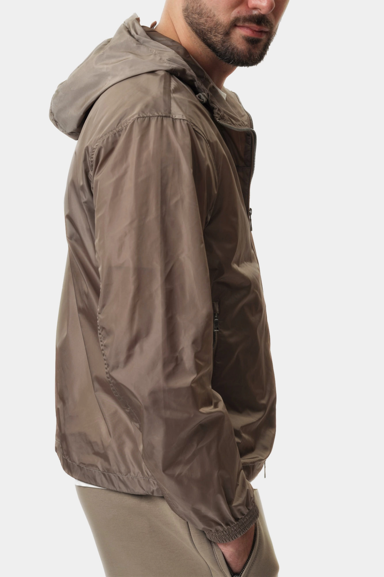 XM000342_AF12285 Ветровка Armani Exchange Капучино