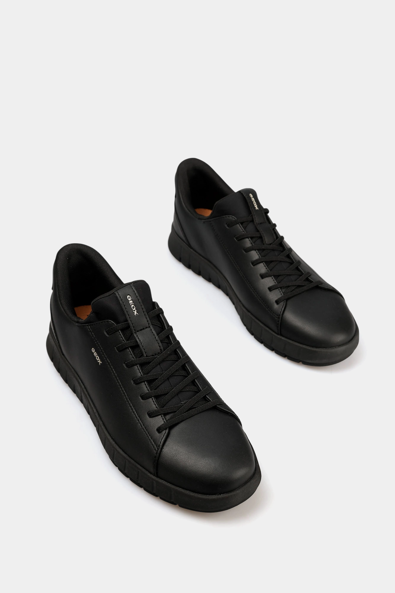 U65MAA0009B Кроссовки Geox Черный