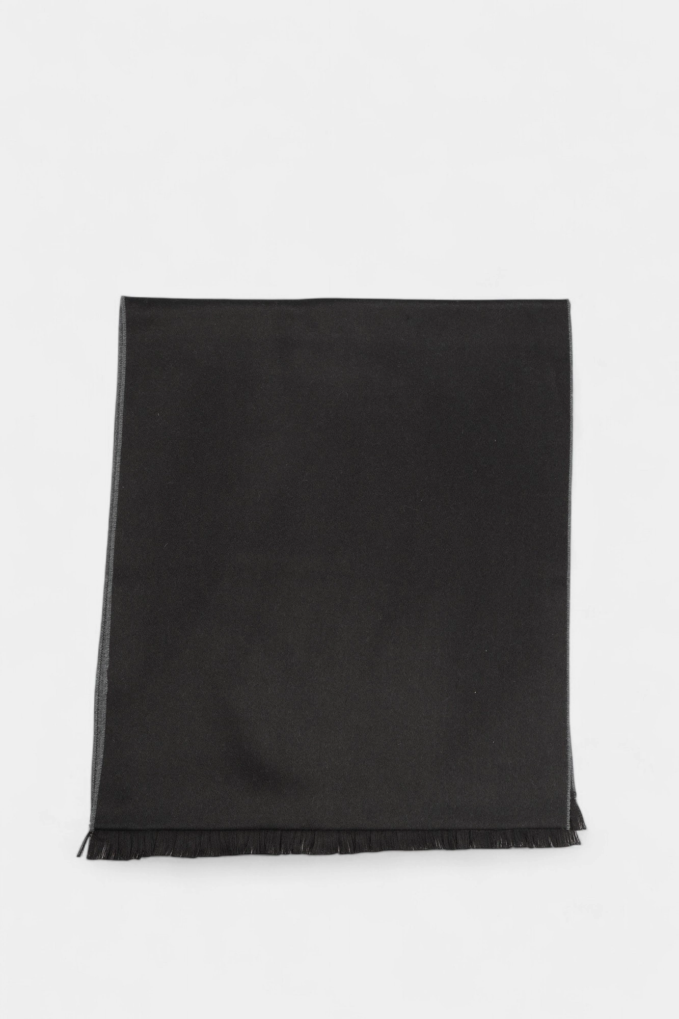 554134_805001 Шарф Karl Lagerfeld Черный