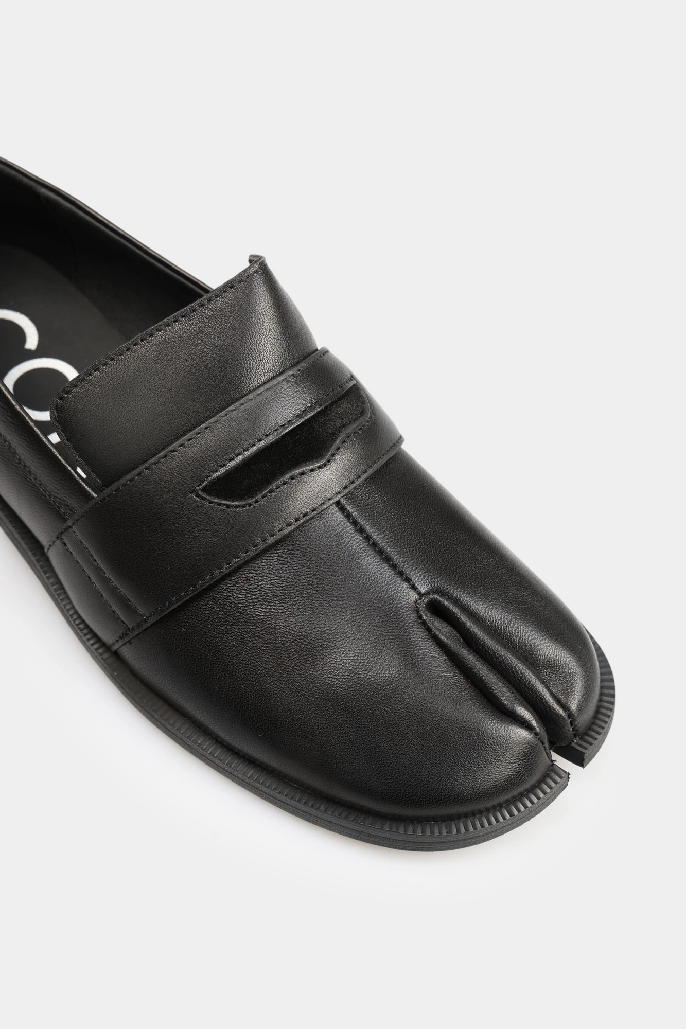 GNS25-2504 Лоферы Marc Cony Черный