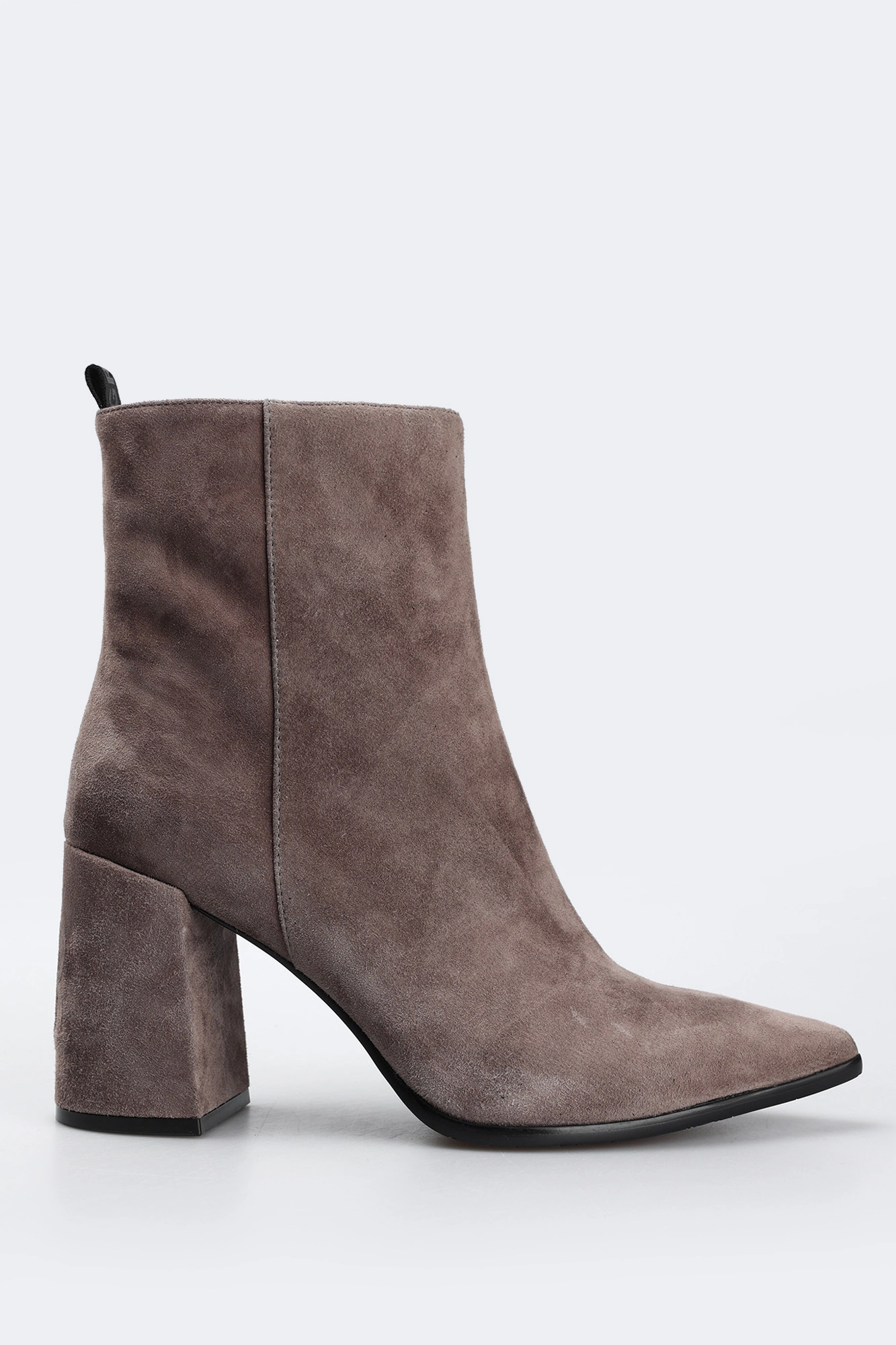 W3813B-6D01 Ботильоны Graciana Капучино