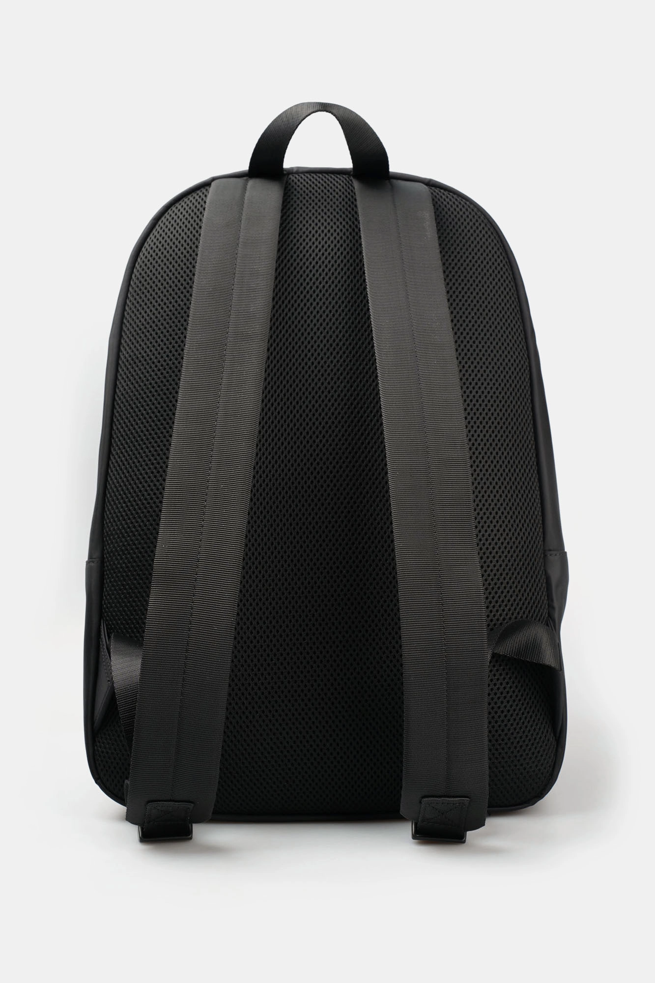 XM000030_AF15129 Рюкзак Armani Exchange Черный