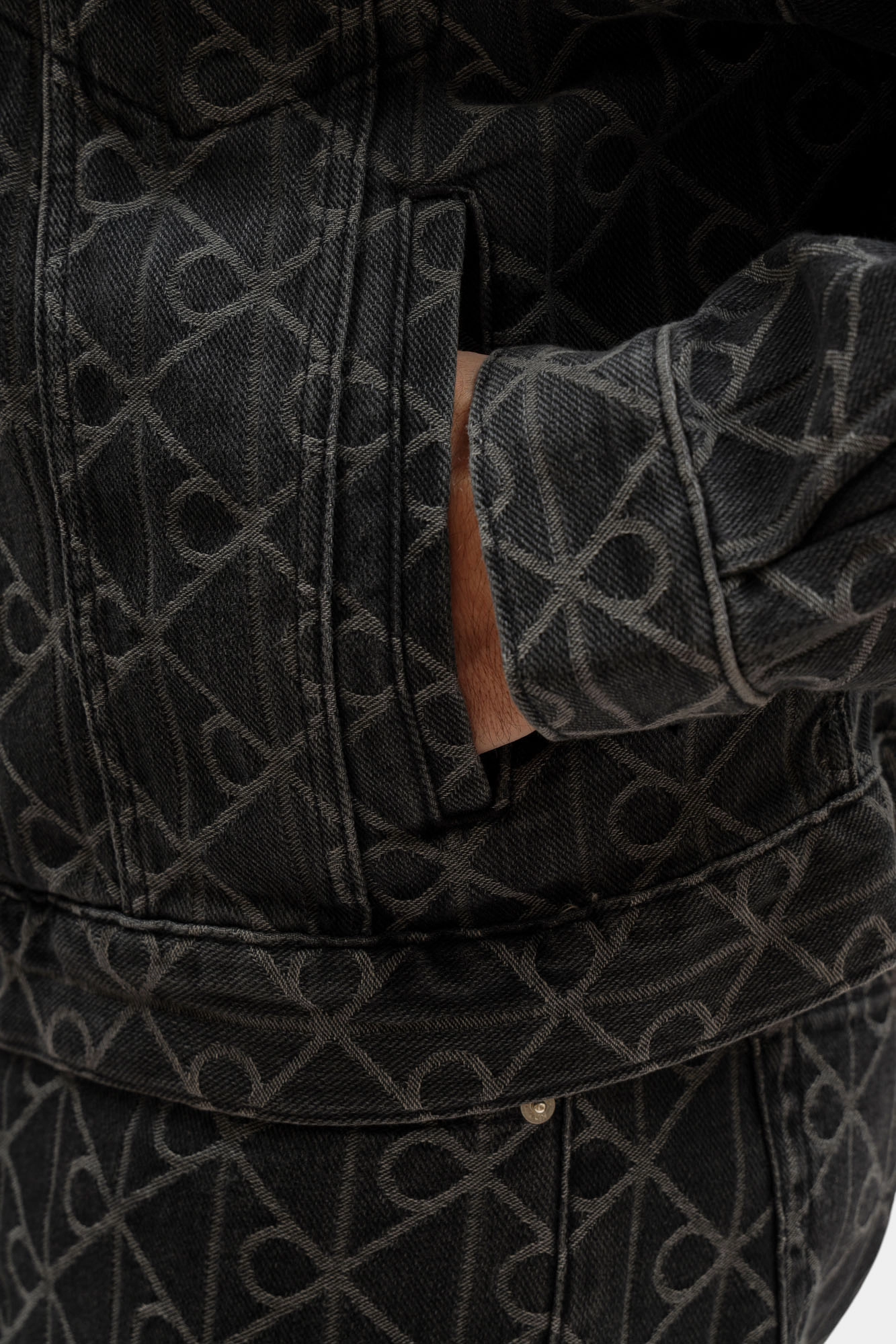 LV04RE773G Куртка джинсовая Calvin Klein Jeans Черный