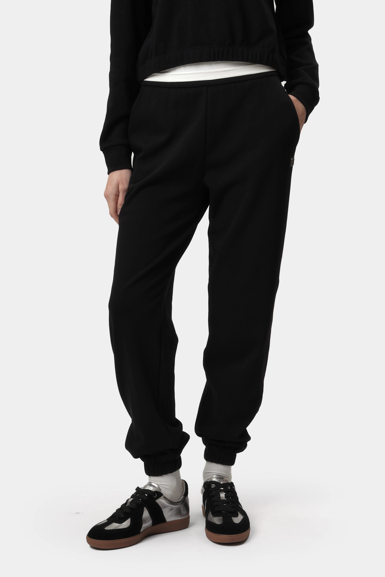 XW000089_AF10172 брюки спортивные armani exchange 