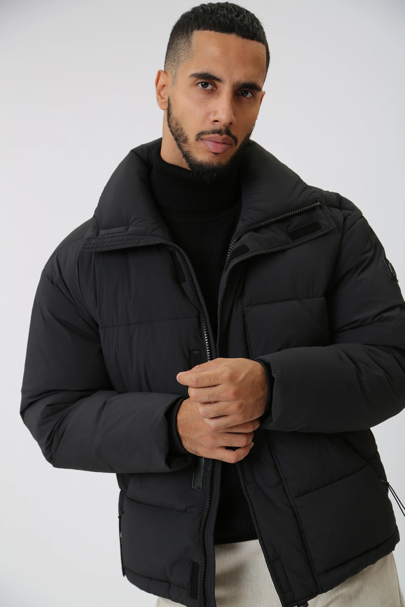 30038841_10016308 Куртка Strellson Черный