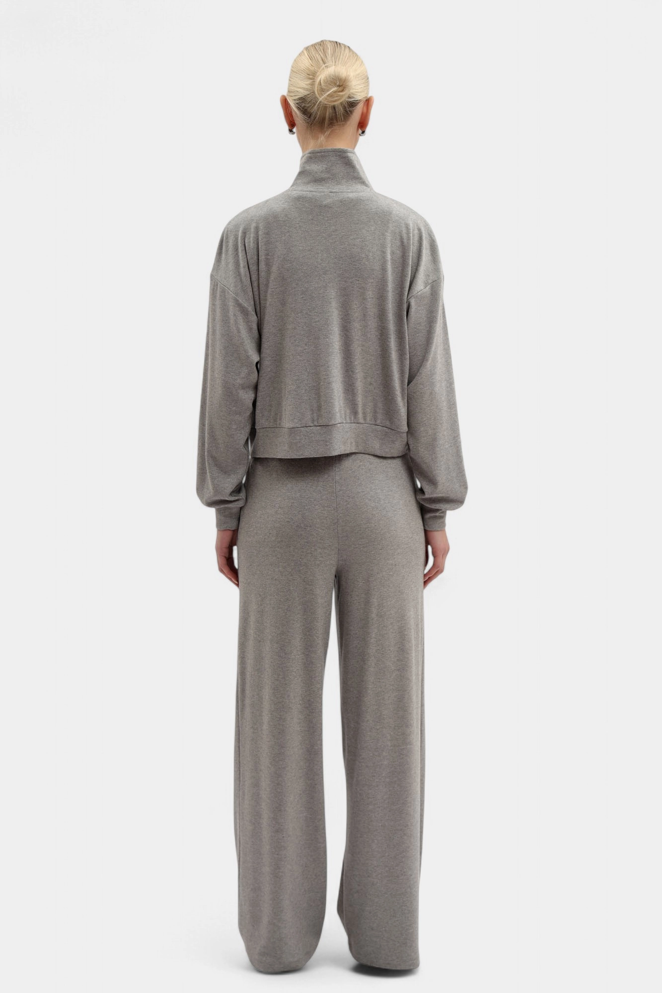 A4W44018 брюки спортивные karl lagerfeld