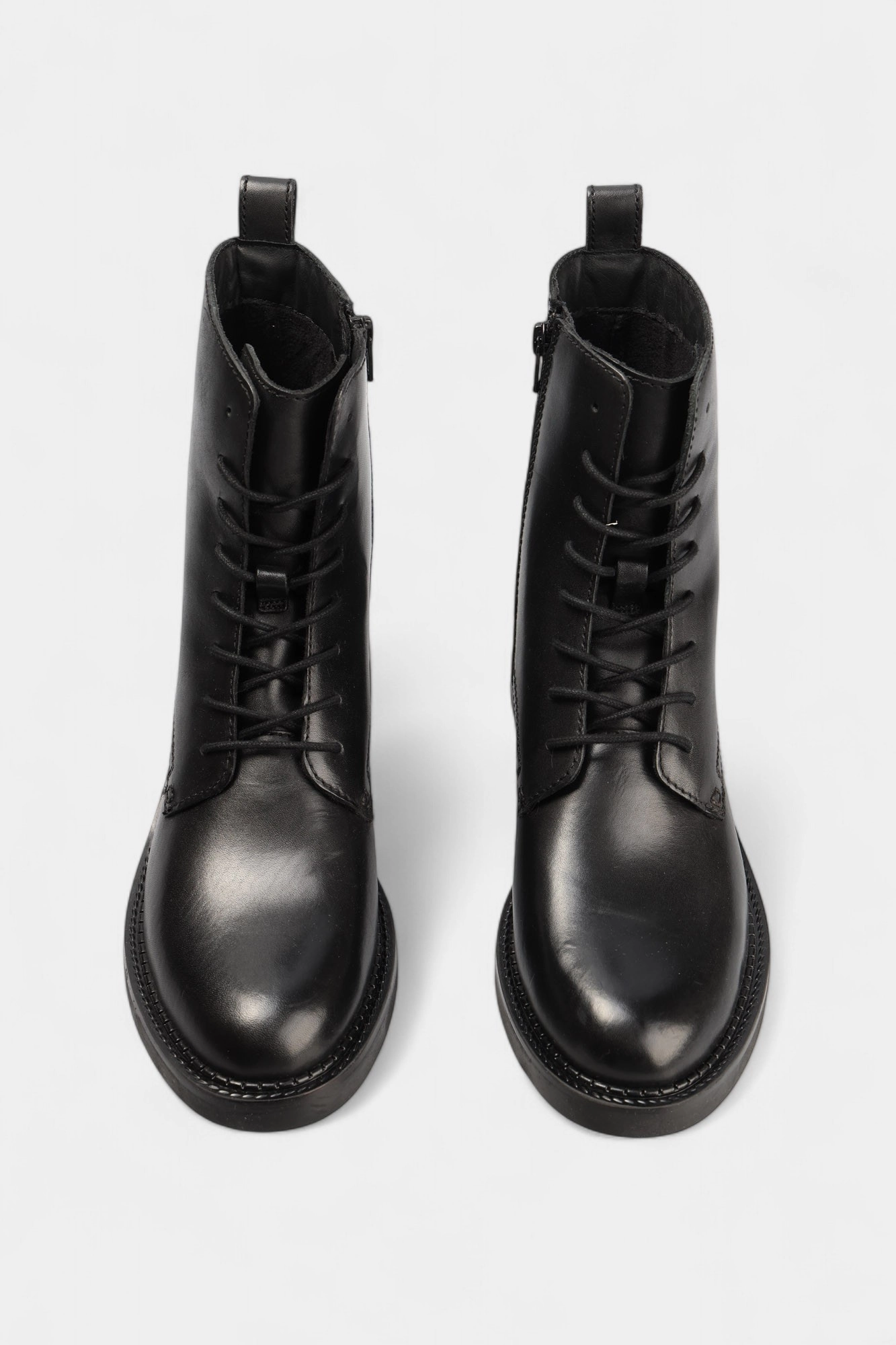 D56WYG00043 Ботинки Geox Черный