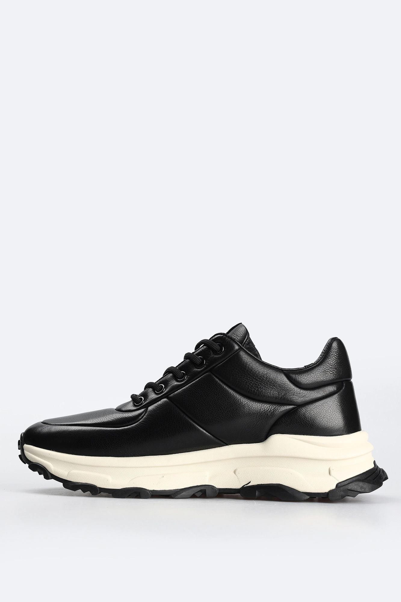 CRS338_QA536C-W Кроссовки Marc Cony Черный