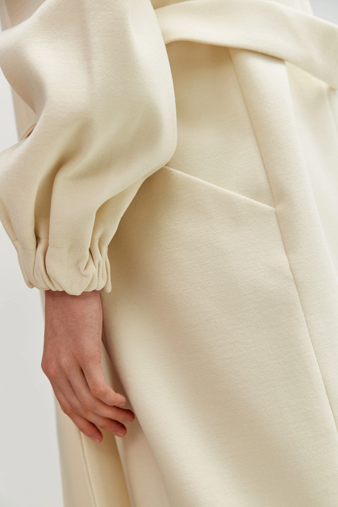 W-231-TU-6017 пальто the hills 