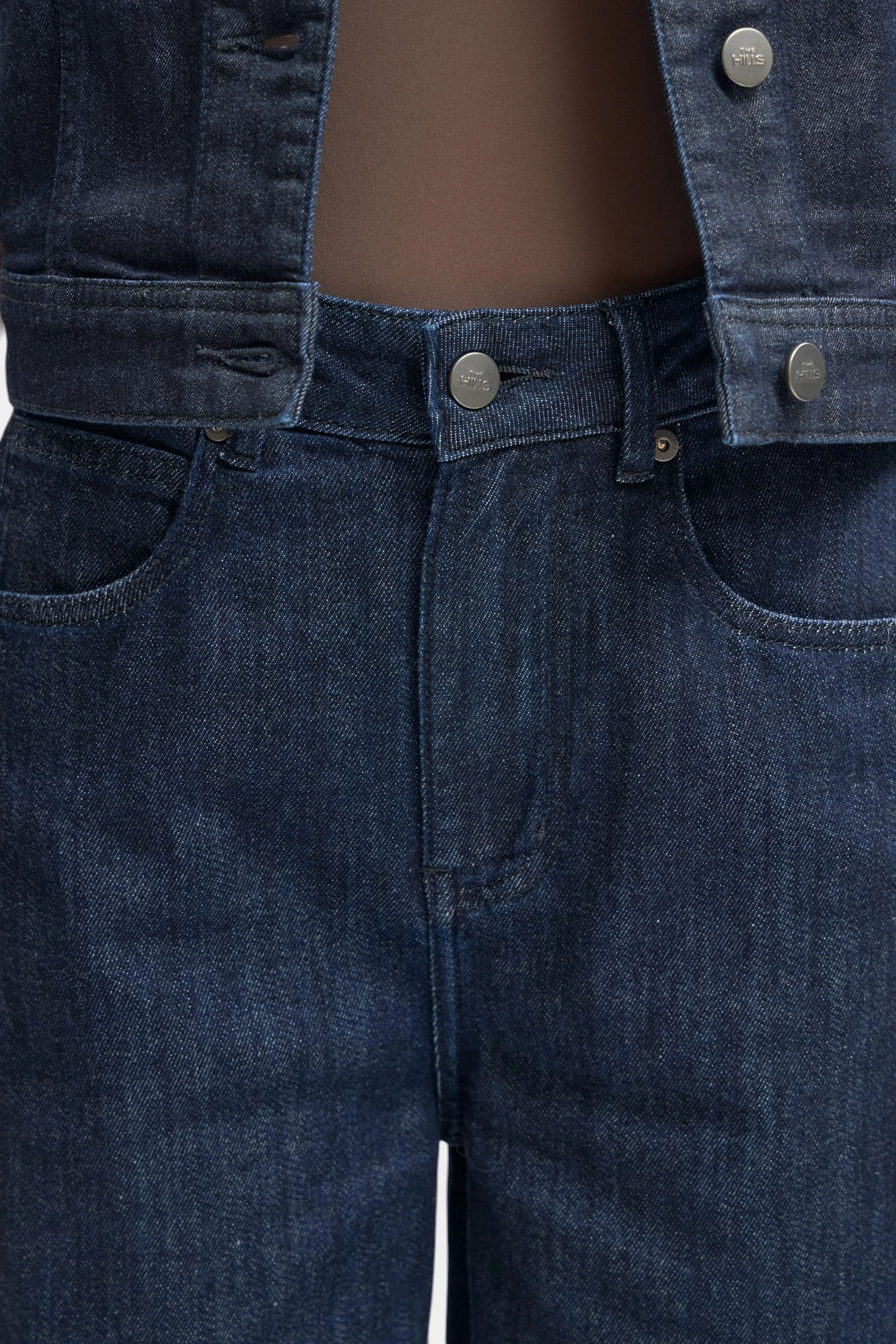 W-261-FT-56-0081 шорты джинсовые the hills 