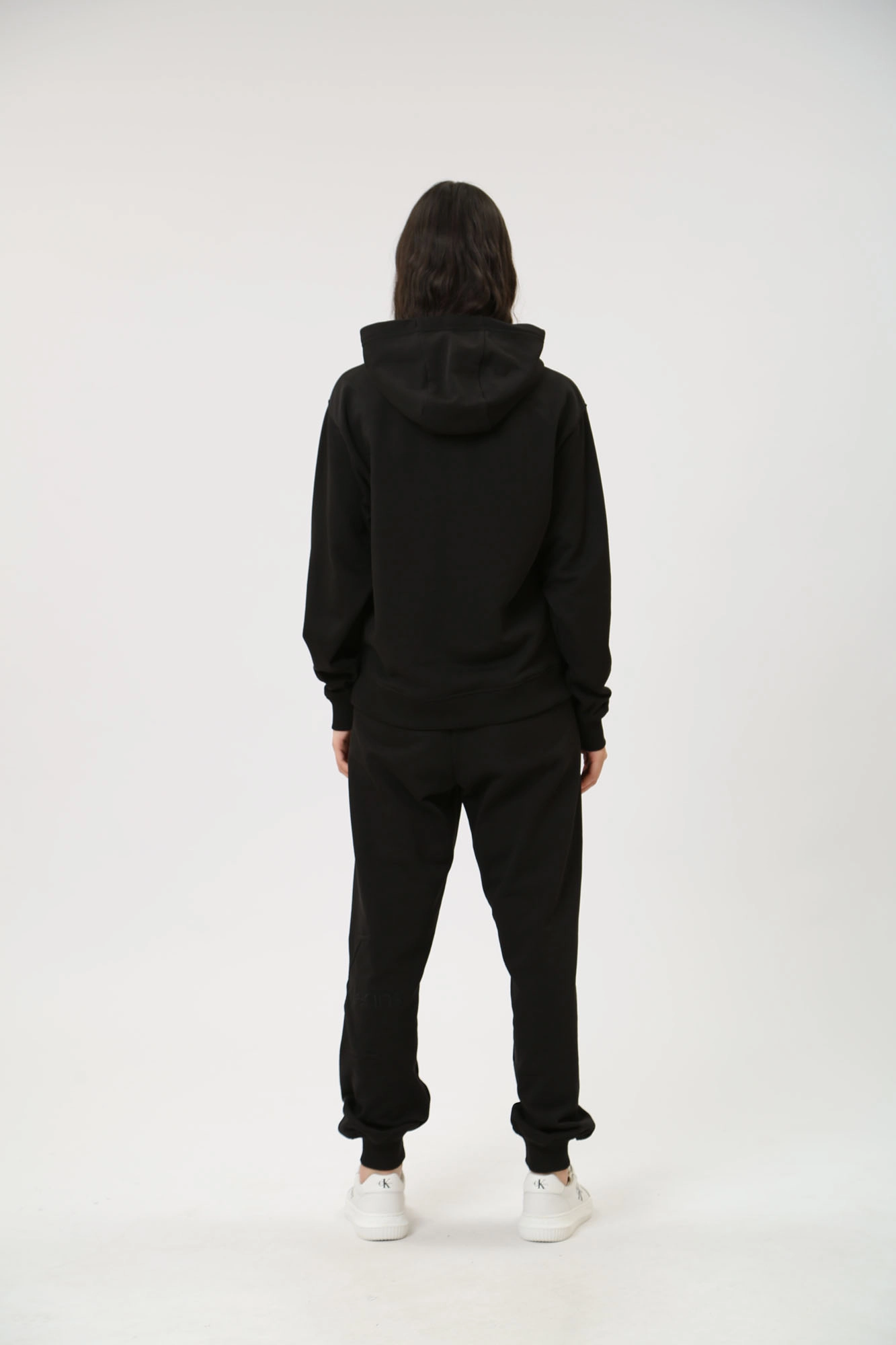 J20J223091 худи calvin klein jeans 