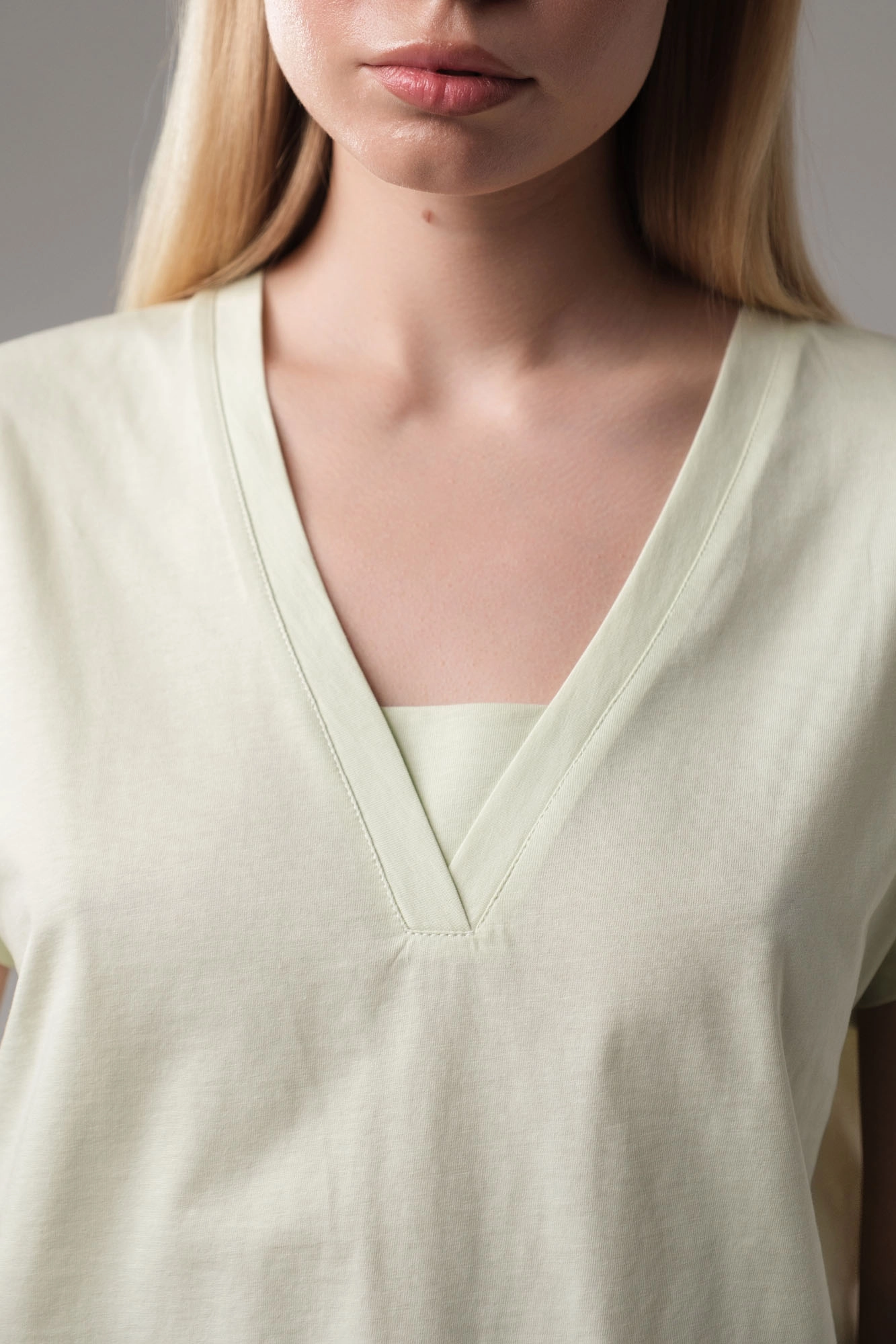 W-251-THT-22-0168 футболка the hills 