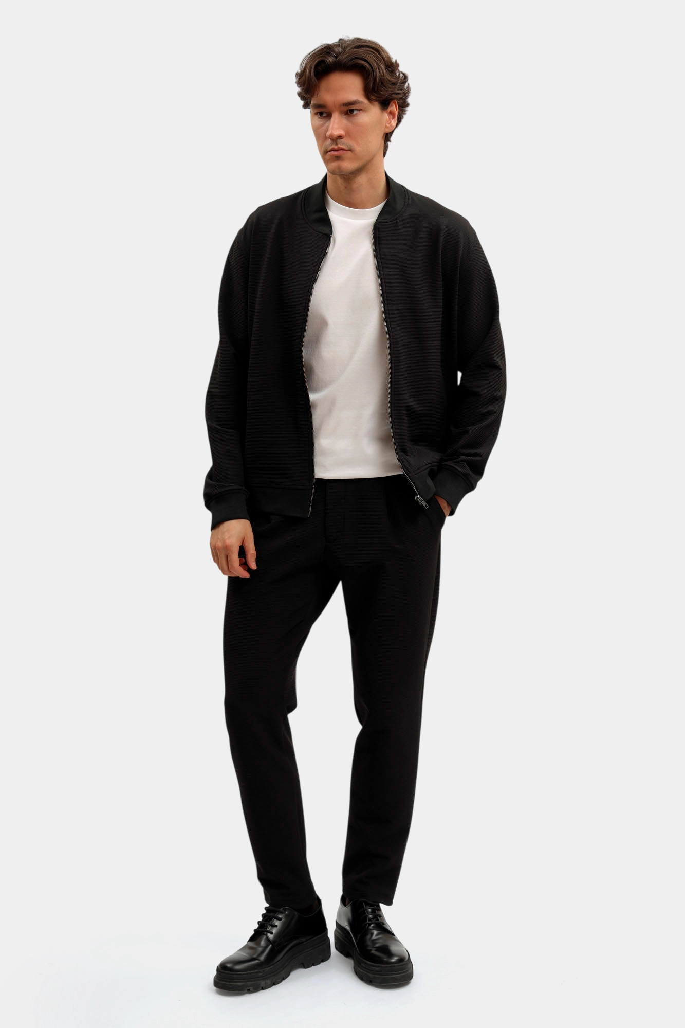 30048329_10020552 Бомбер Strellson Черный