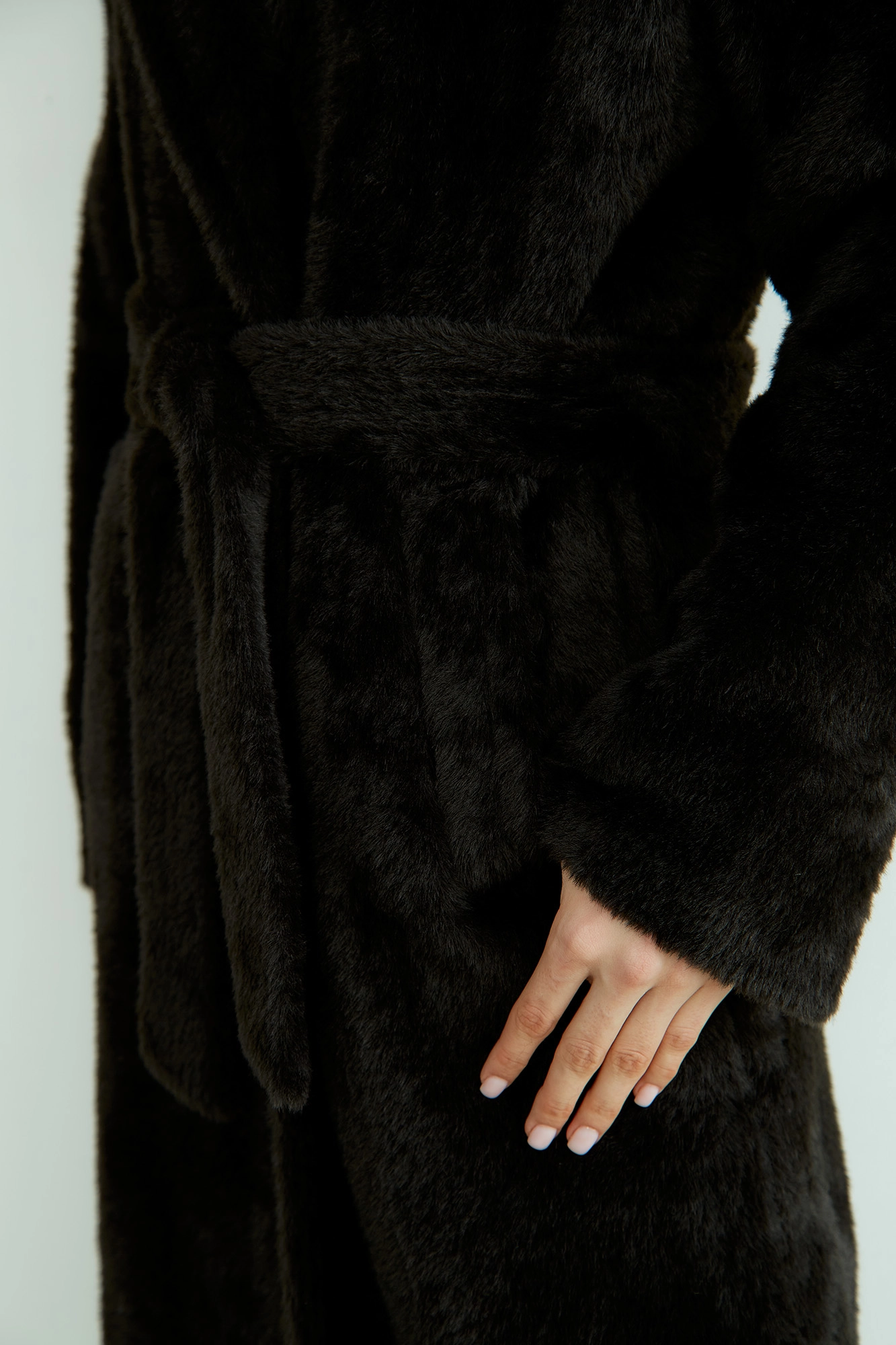 W-232-ZM-989УНО шуба the hills 