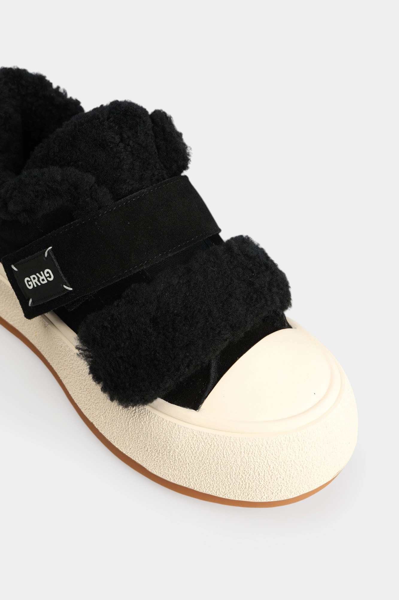 S8-1085-3 Кеды Graciana Черный