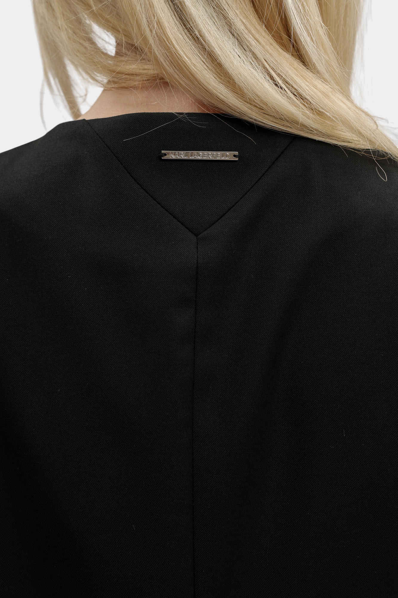 B1W14007 жилетка karl lagerfeld 