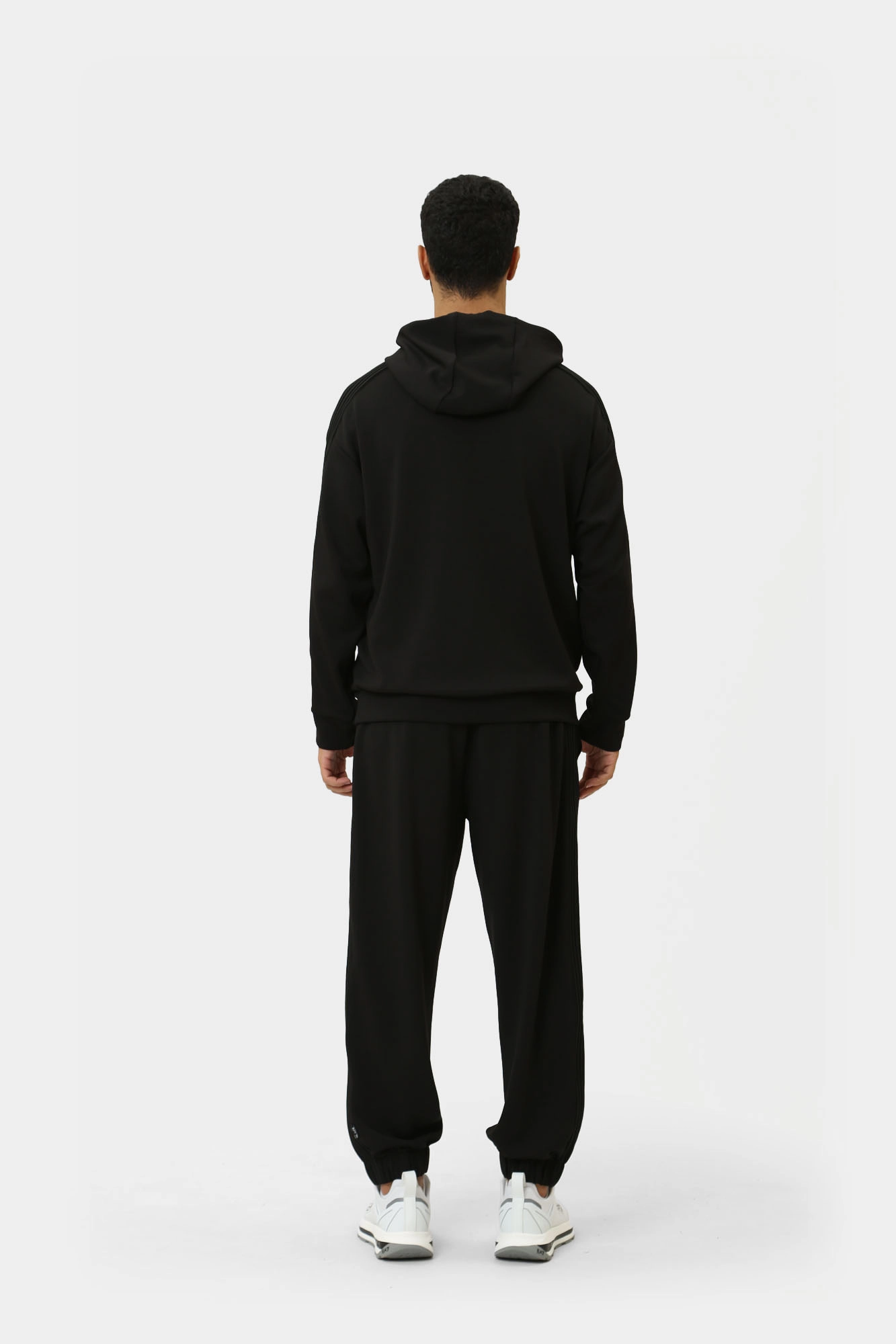 6DUP02_PJZKZ_1200 Брюки спортивные EA7 Черный