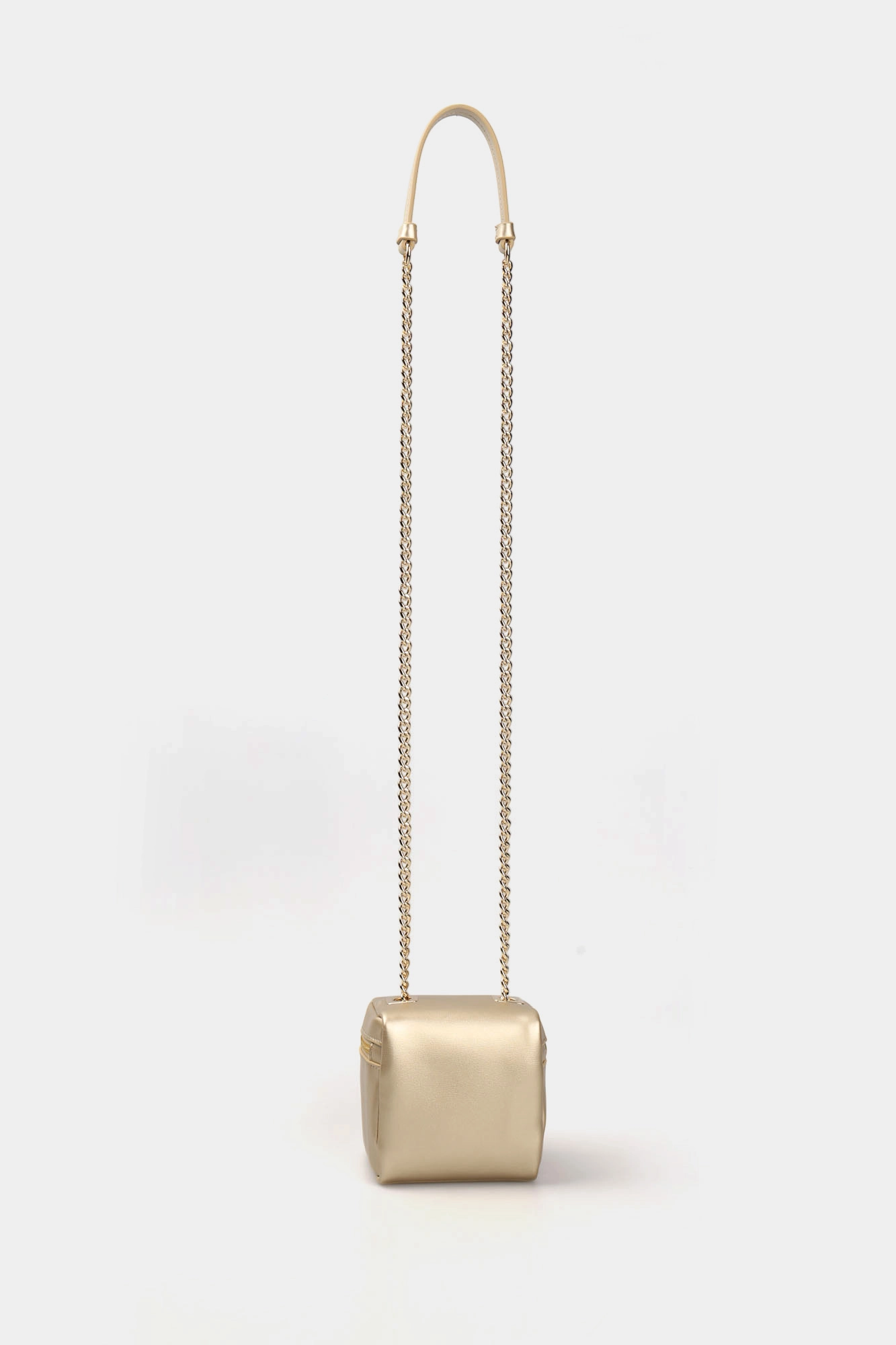 XW000332_AF12153 Сумка Armani Exchange Золотой