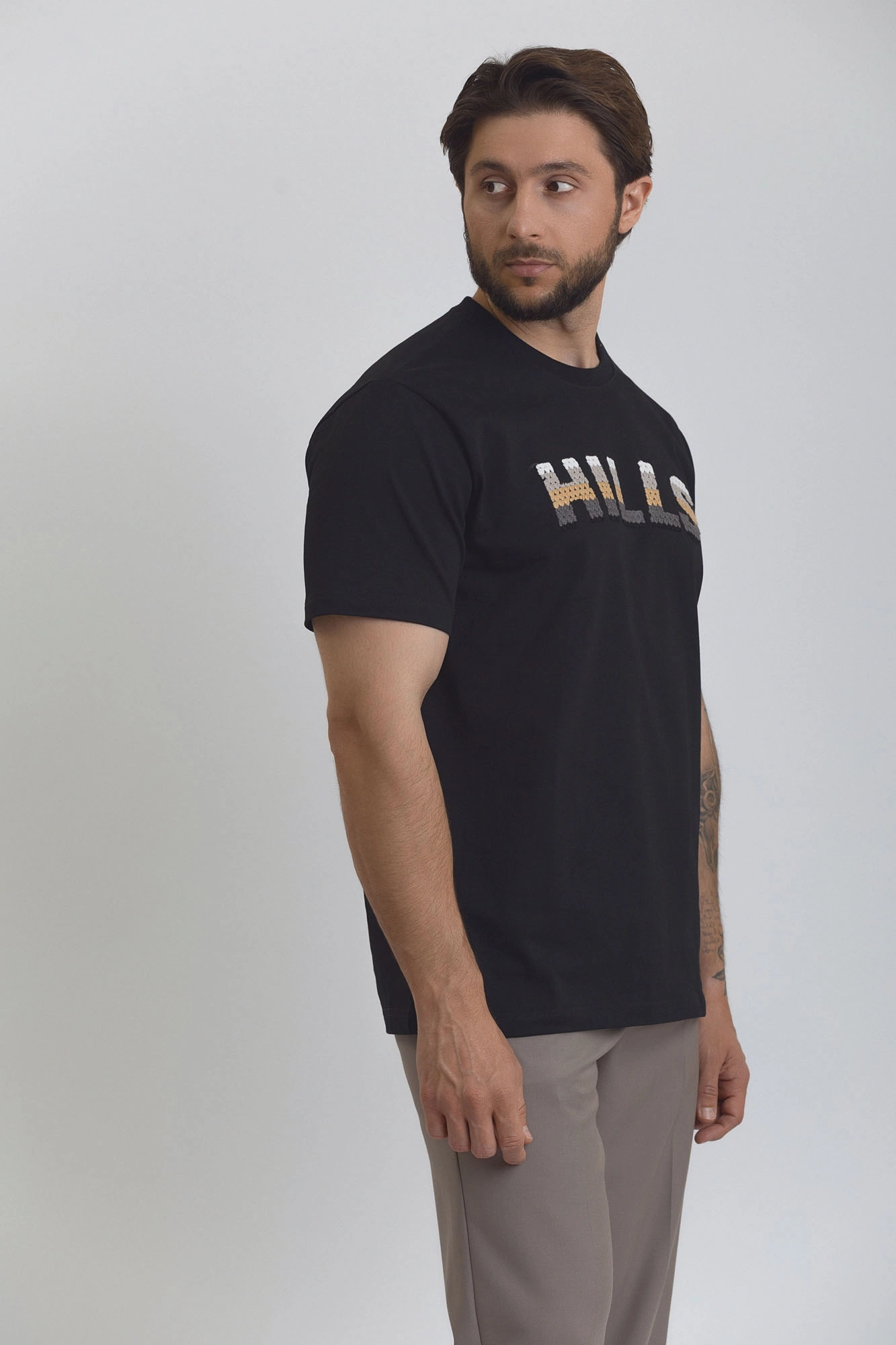 M-252-KB-U-T022 Футболка The Hills Черный