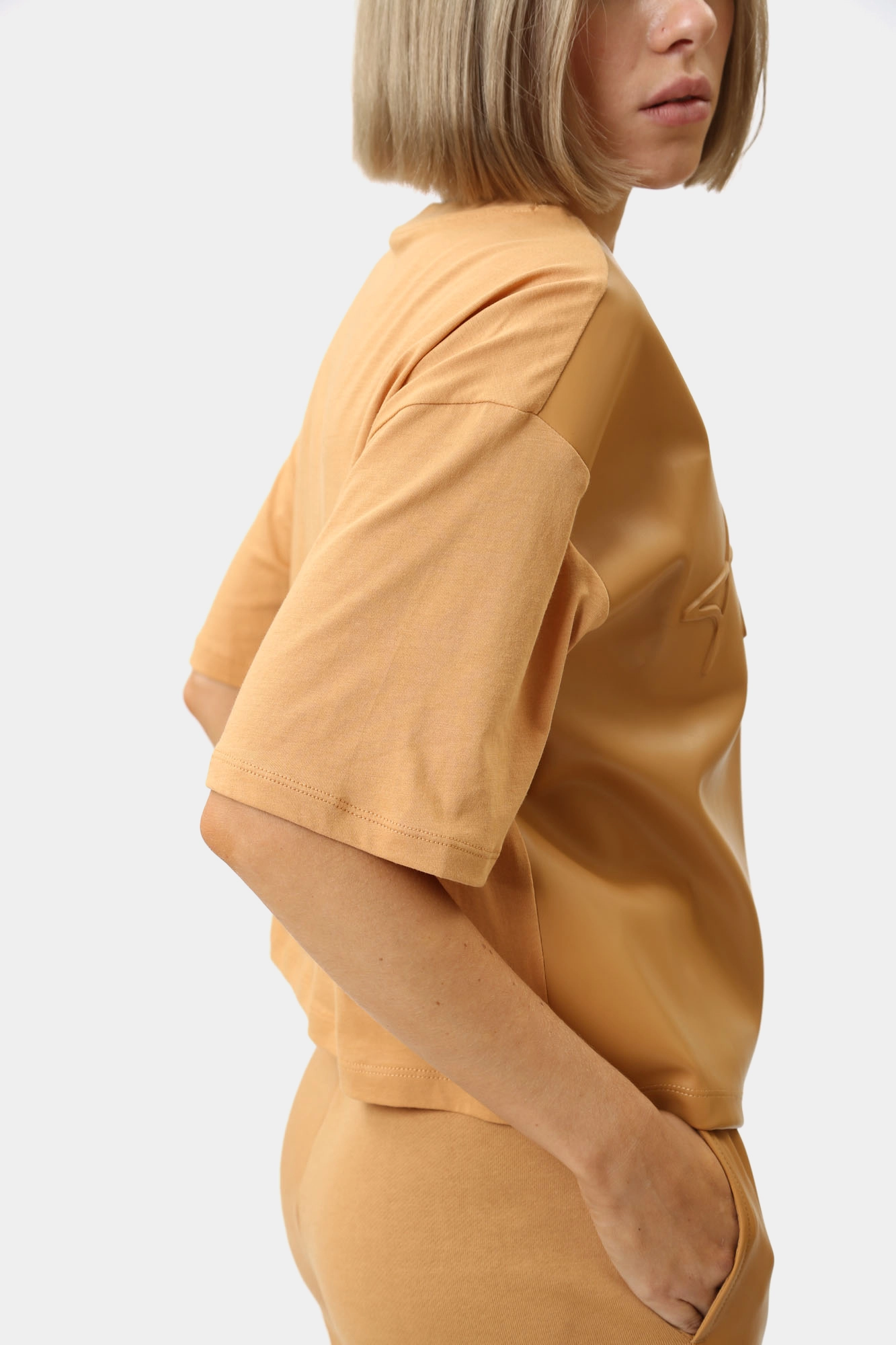 6DYT16_YJ3RZ футболка armani exchange 