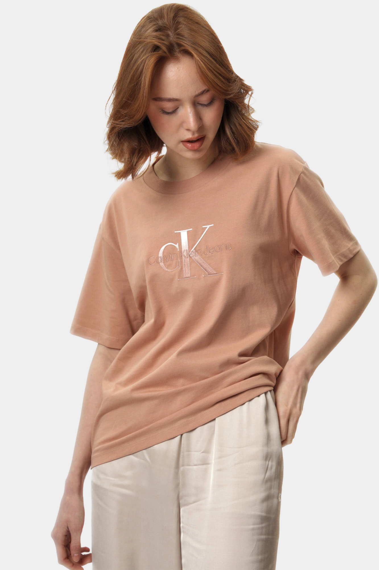 J20J224798 футболка calvin klein jeans 