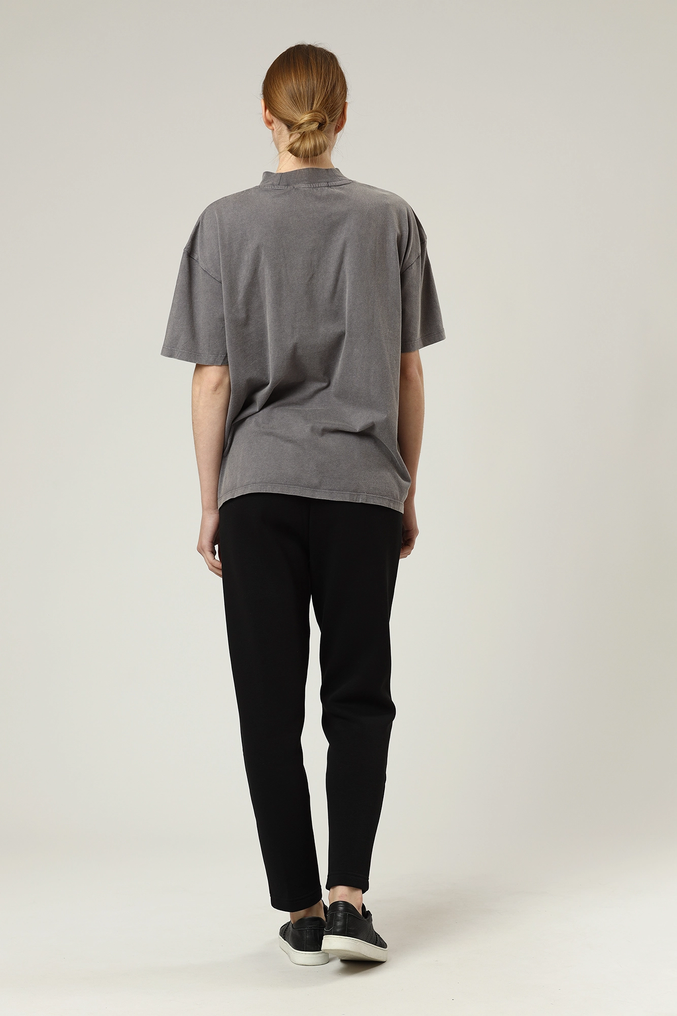 J20J217752 брюки спортивные calvin klein jeans 