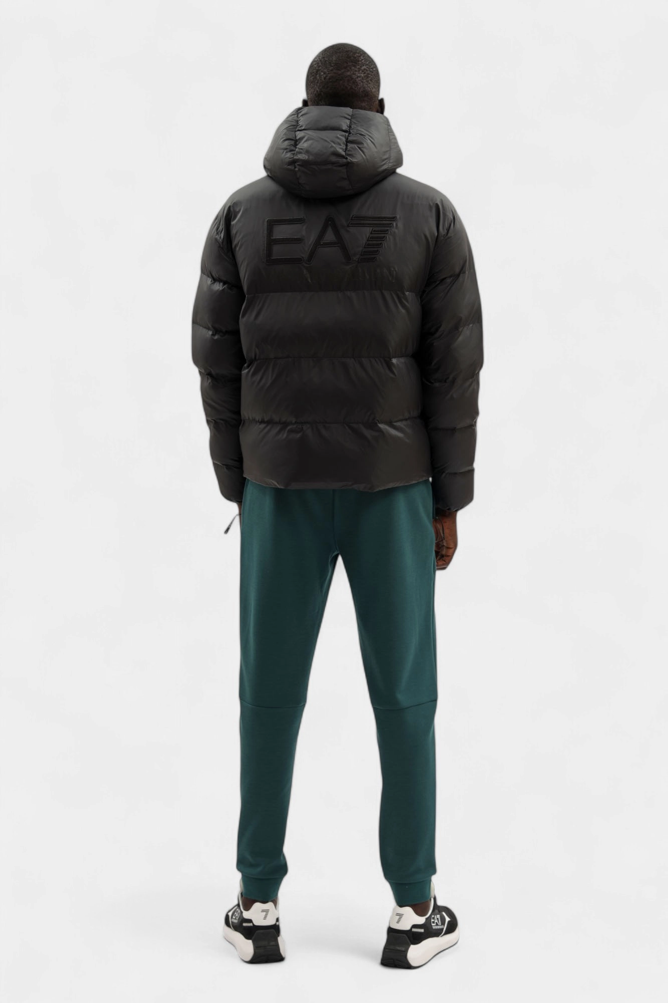 7M000694_AF15956 Куртка пуховая EA7 Черный