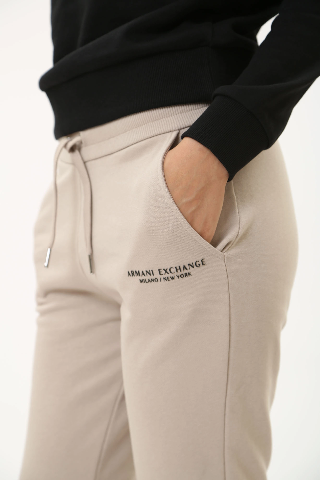 8NYPBA_YJE5Z брюки спортивные armani exchange 