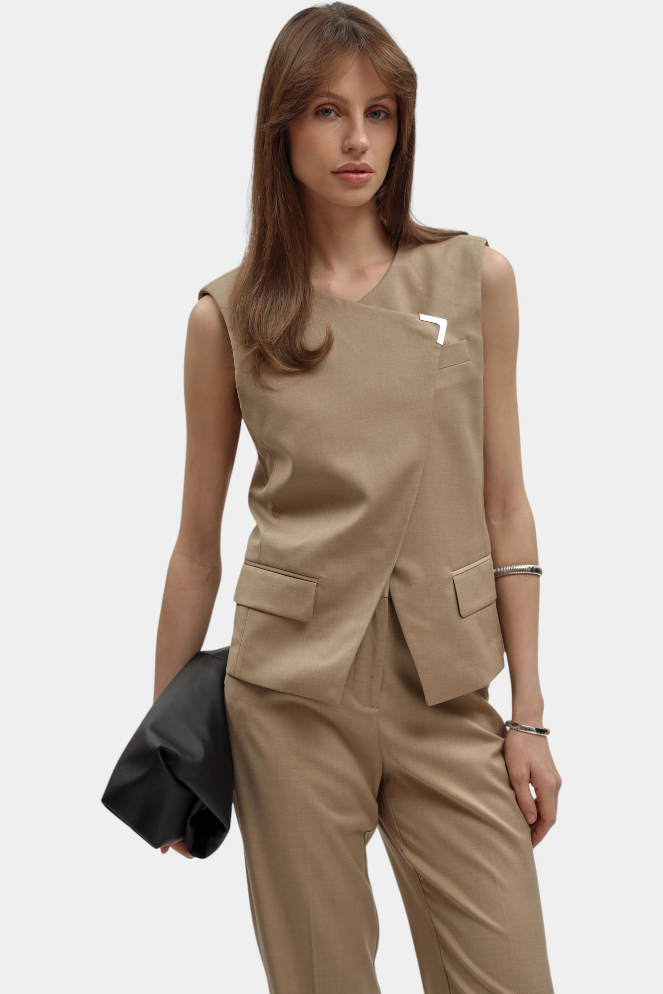 B1W14007 жилетка karl lagerfeld 