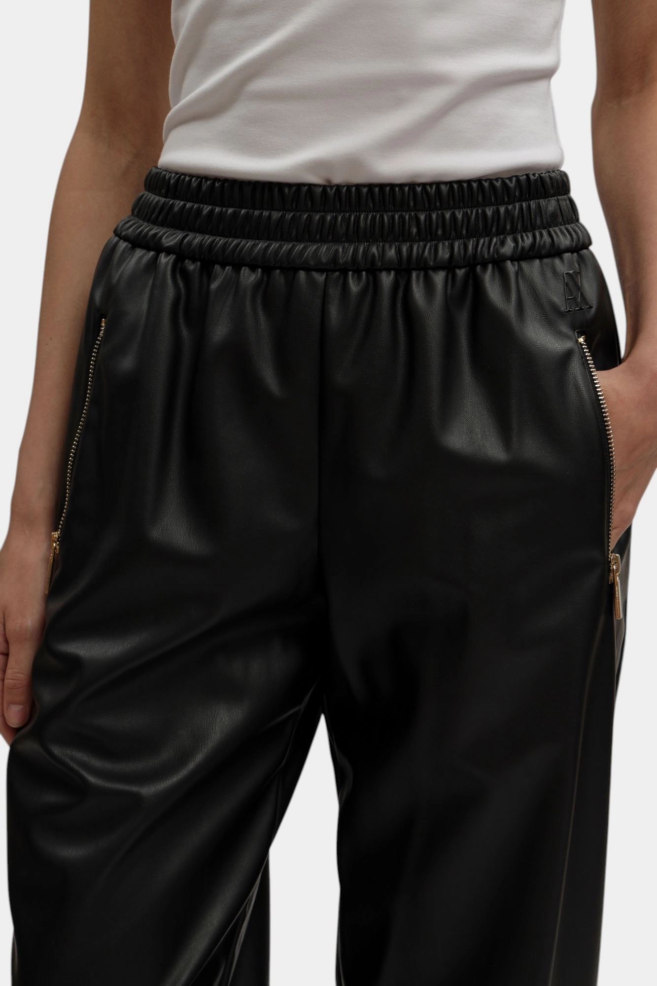 XW000681_AF16106 брюки armani exchange 