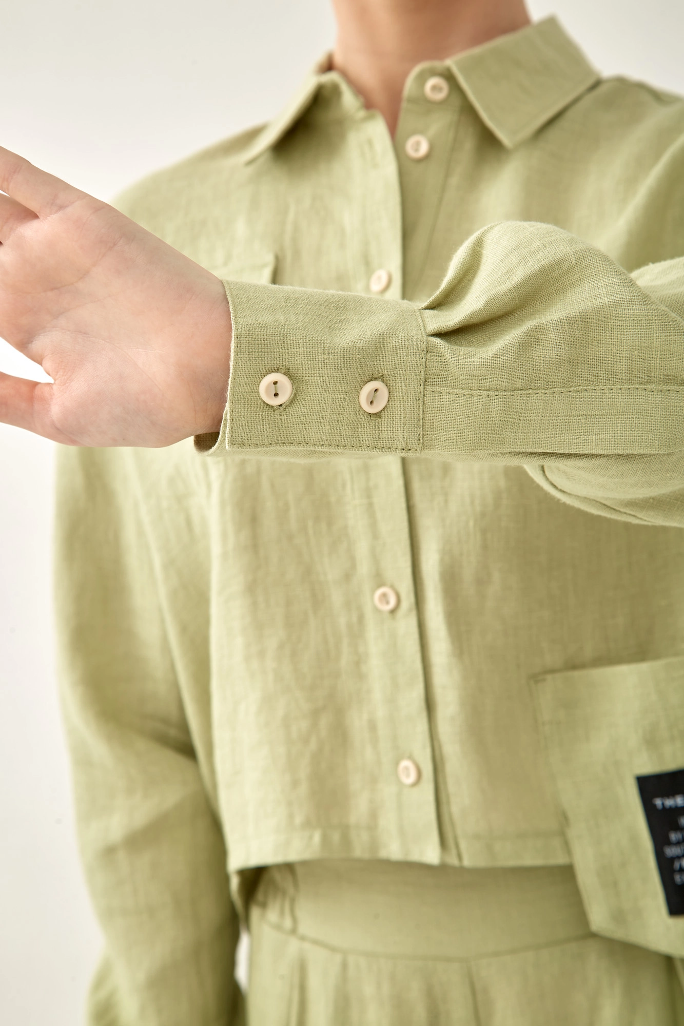 W-241-M-56-1056 укороченная рубашка the hills