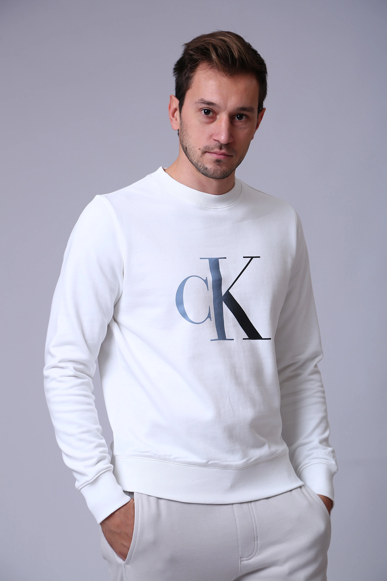 Calvin Klein Jeans J30J320841 BIANCO Med Online.ru