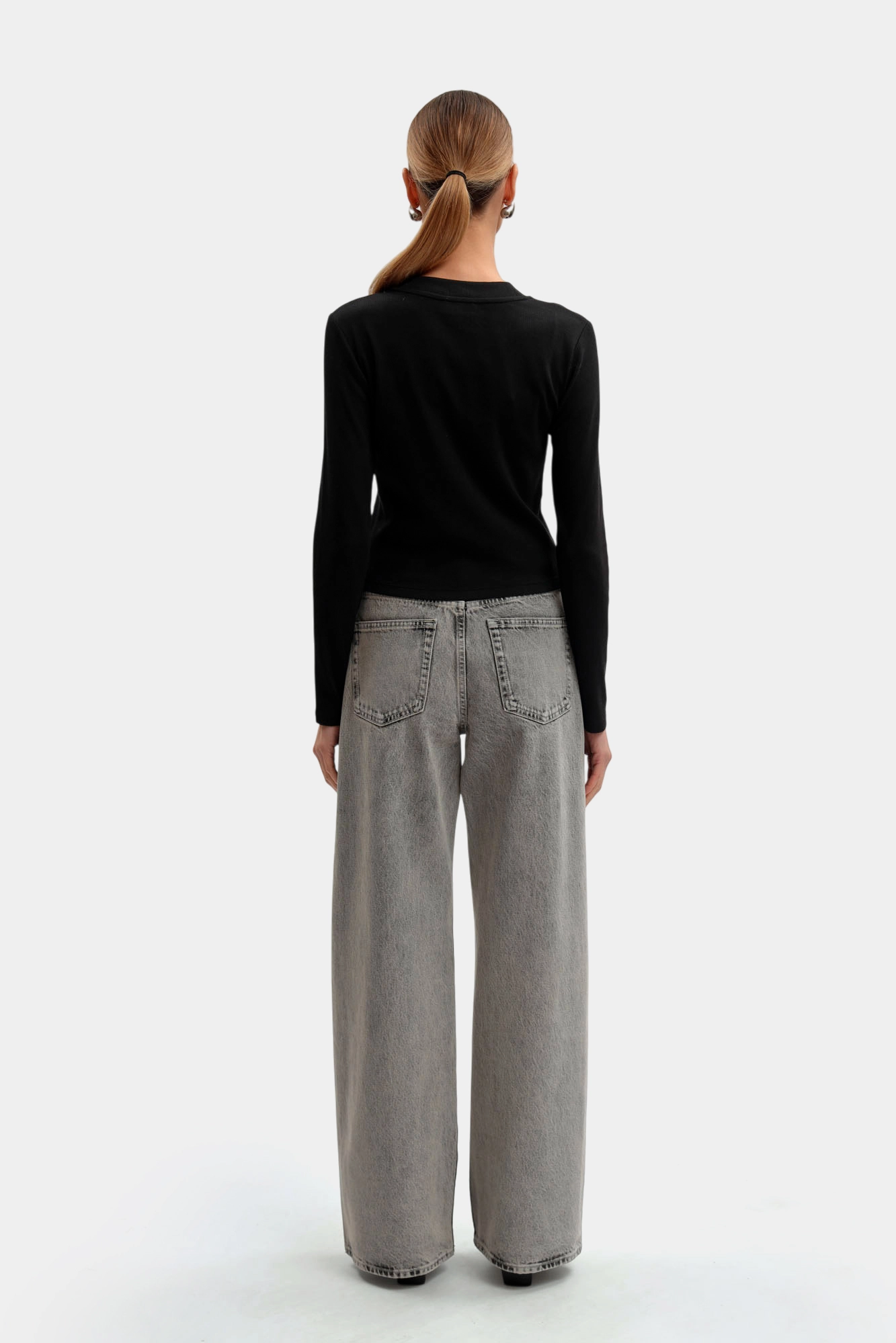 LV047A803G лонгслив calvin klein jeans 