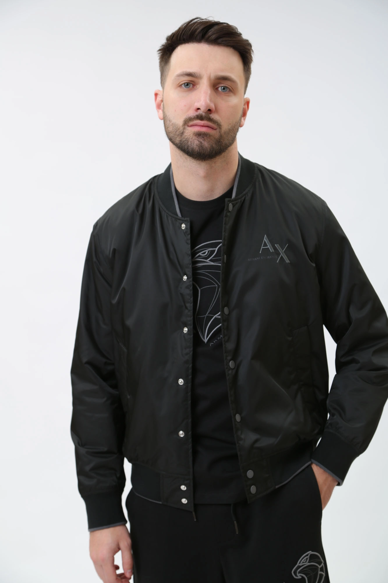 3DZB13_ZNJ7Z Бомбер Armani Exchange Черный