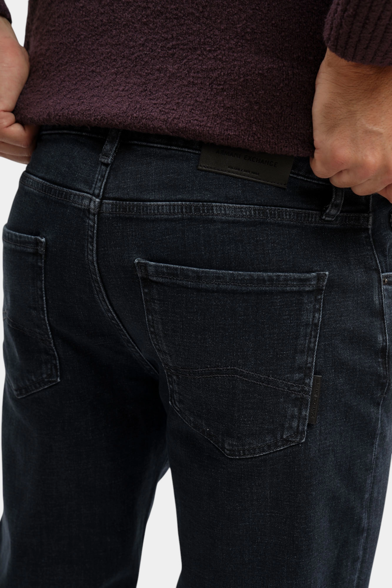 XM000049_AF18813 Джинсы Armani Exchange Голубой