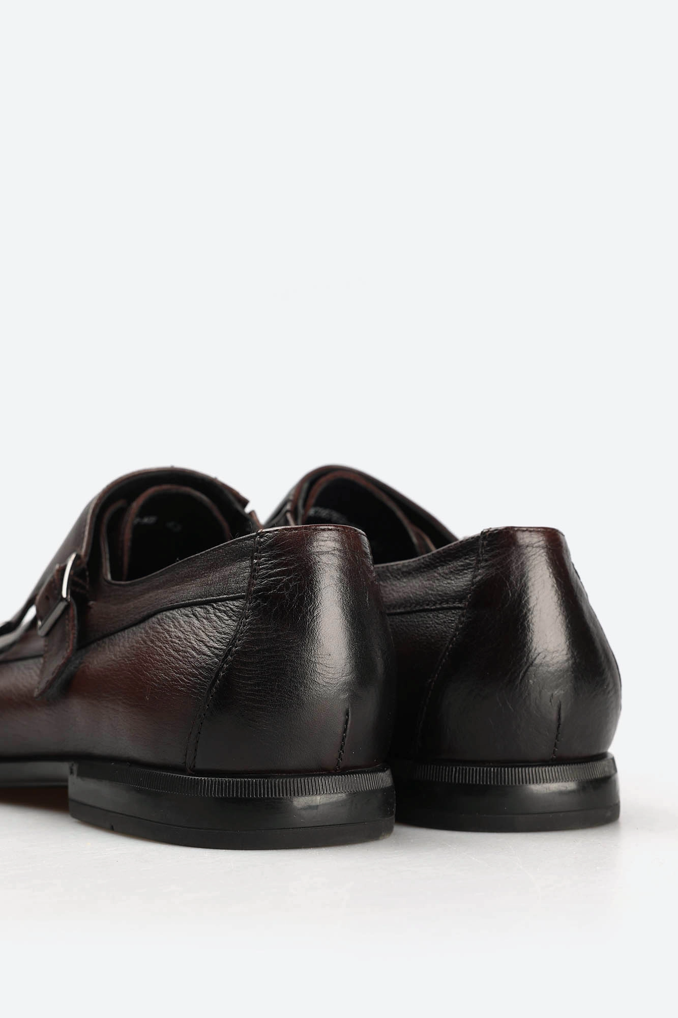 MC16769-MB/10 без подкладки Полуботинки муж кожа к Туфли Marc Cony Коричневый