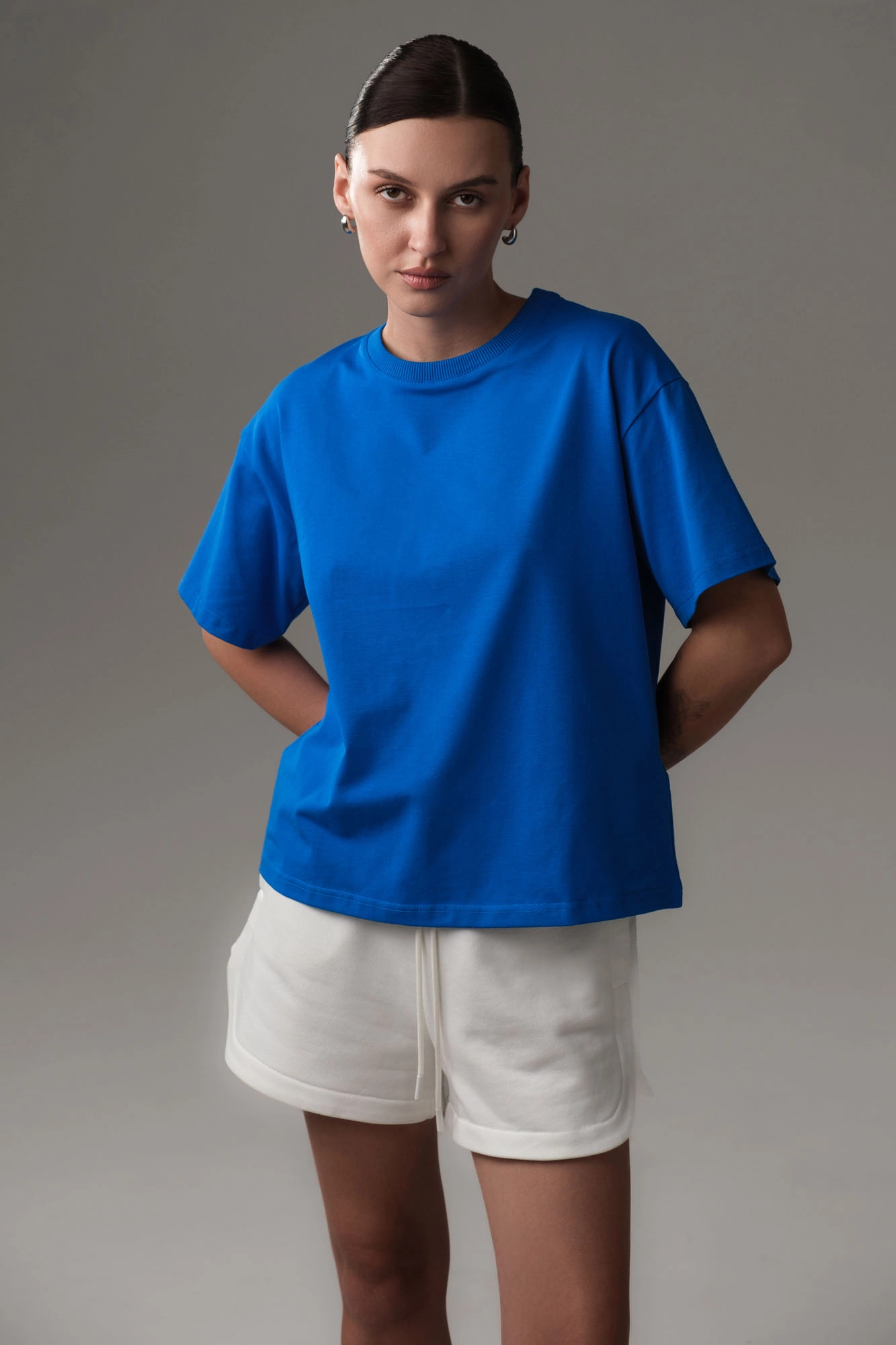 W-251-P-22-0140 футболка the hills 