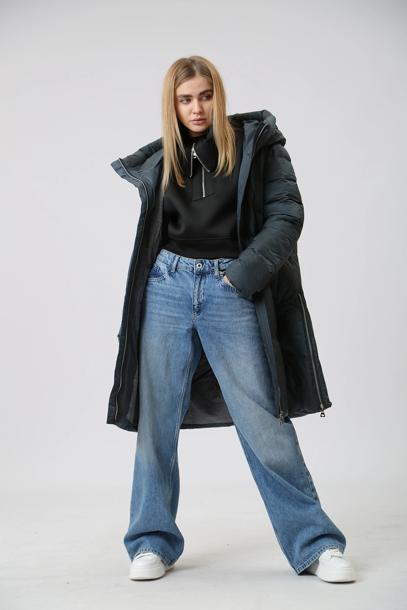 CR1811F23 пальто утеплённое marc cony 