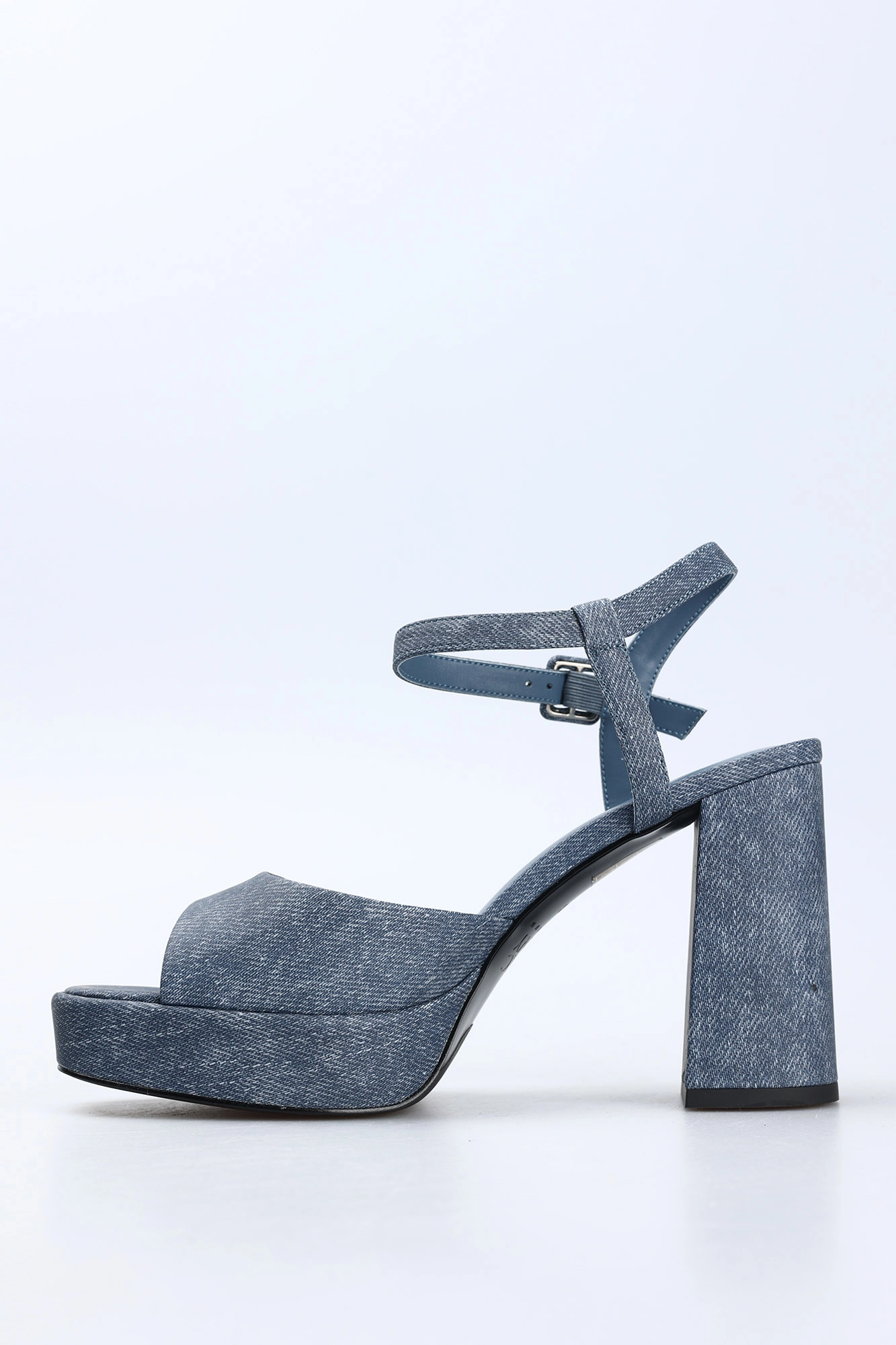 4122-520-11 Босоножки Marc Cony Синий