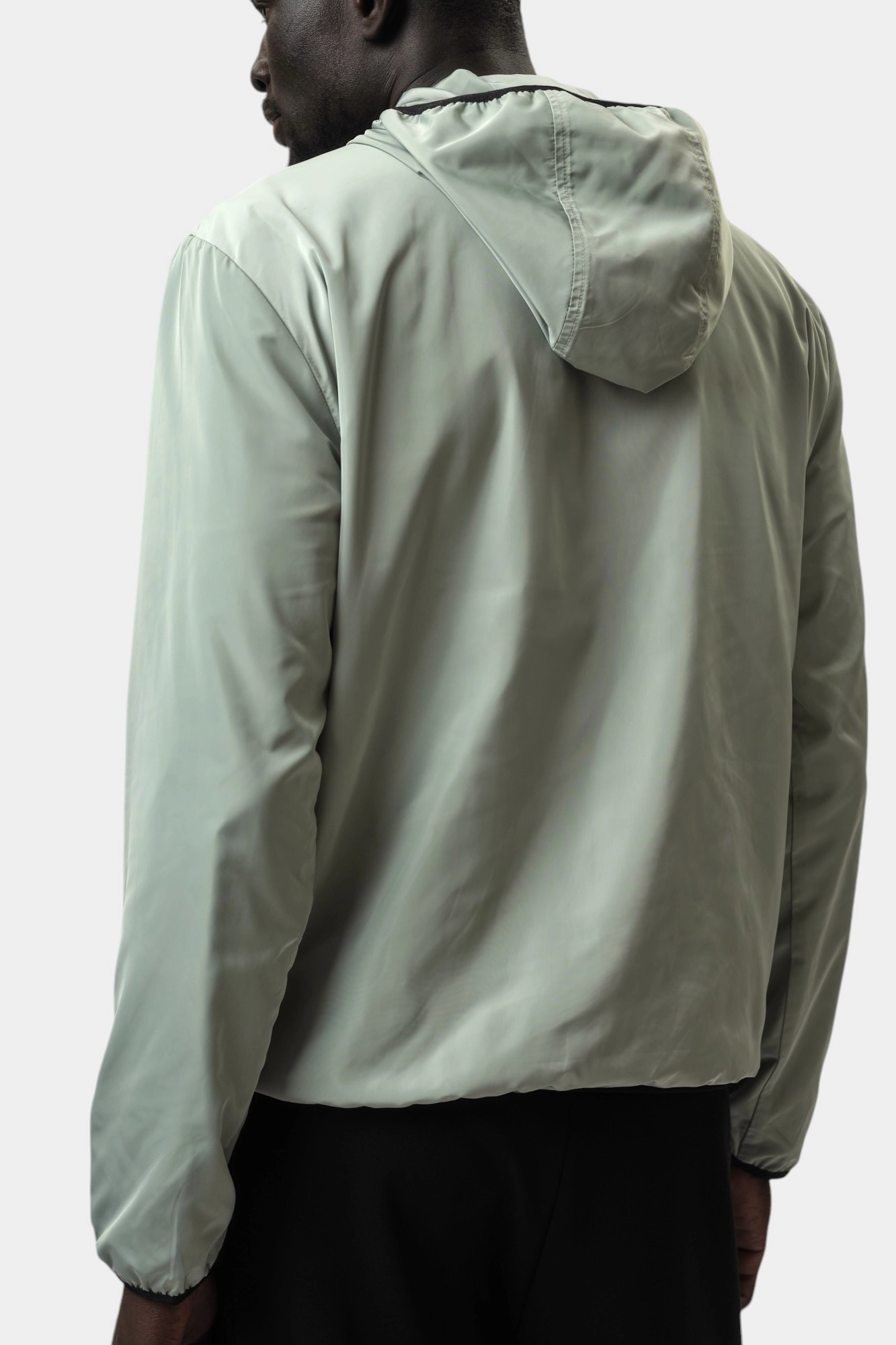 8NPB22_PNGRZ Ветровка EA7 Зеленый