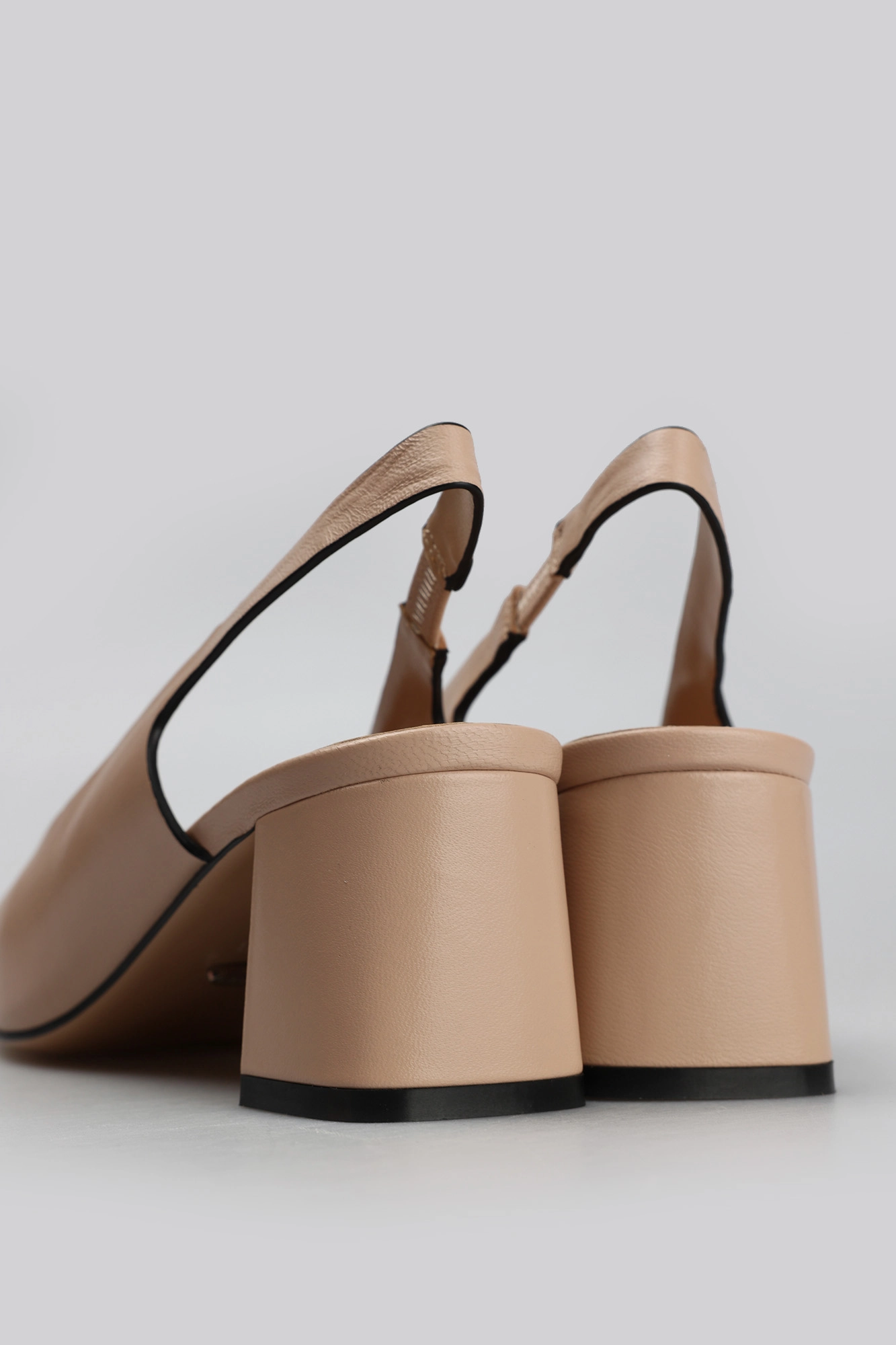 H303-03 Босоножки Graciana Бежевый