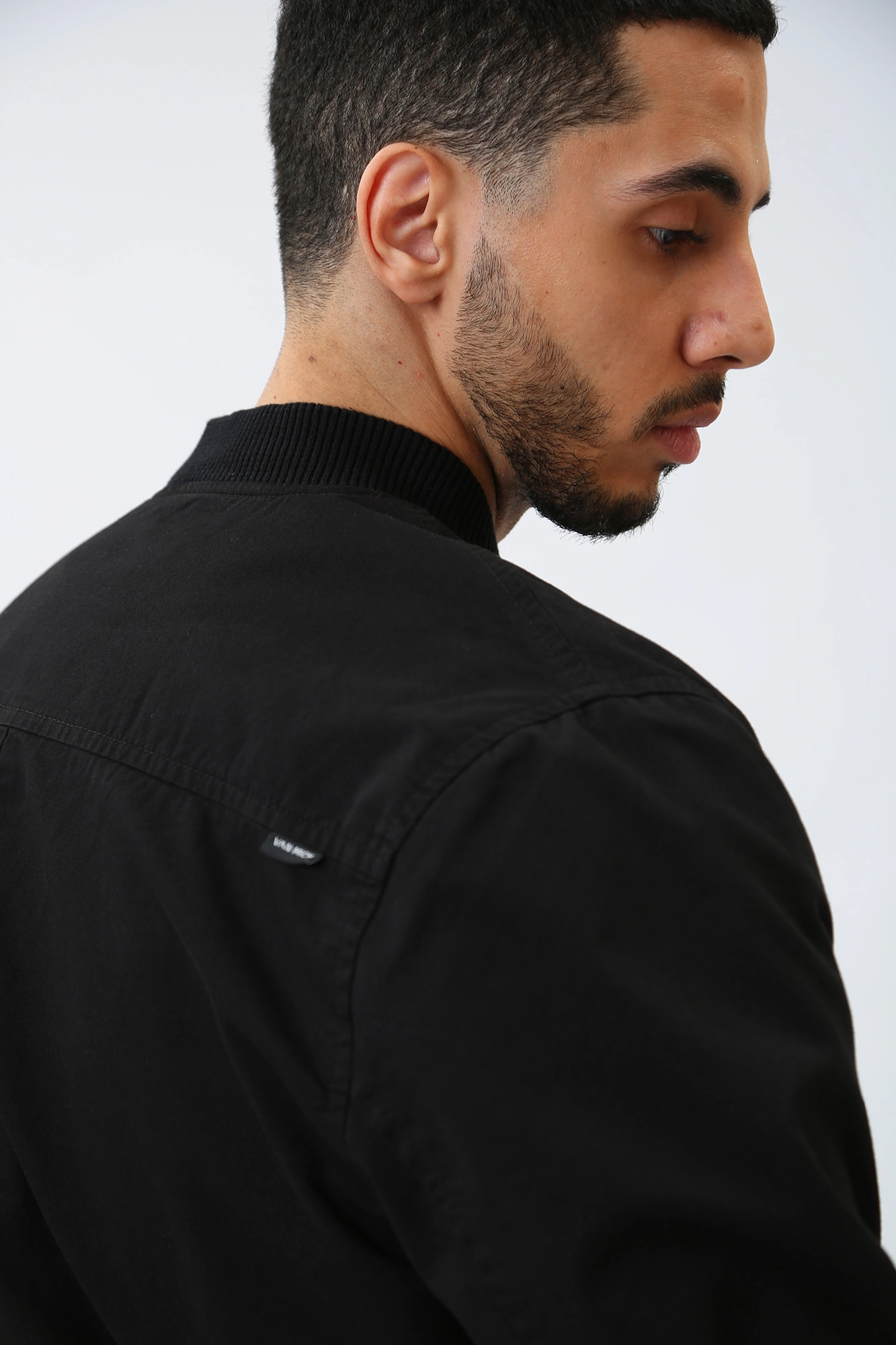 VM-231-46-006 Бомбер Van Mich Черный