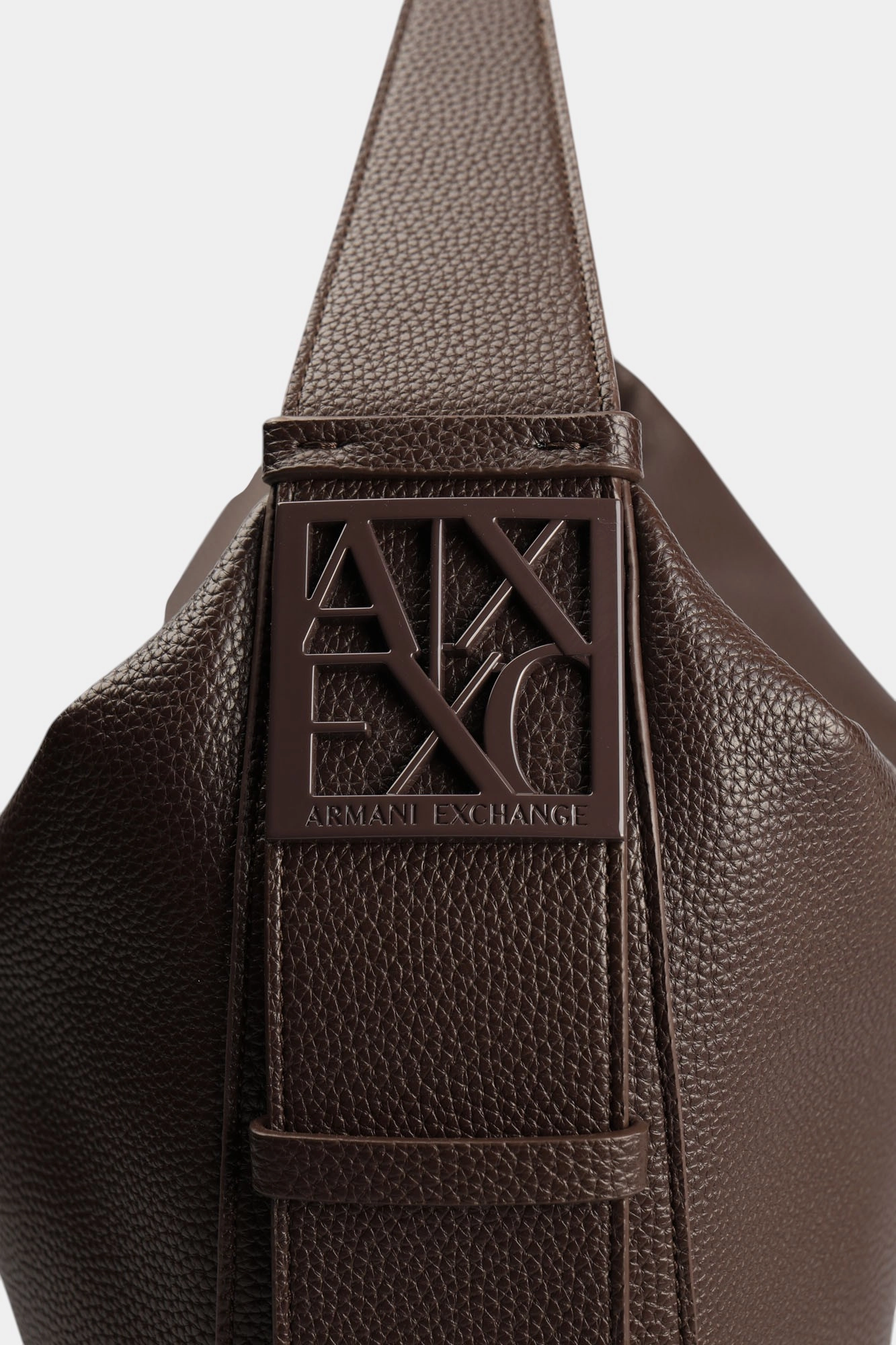 XW000915_AF11902 Сумка Armani Exchange Коричневый