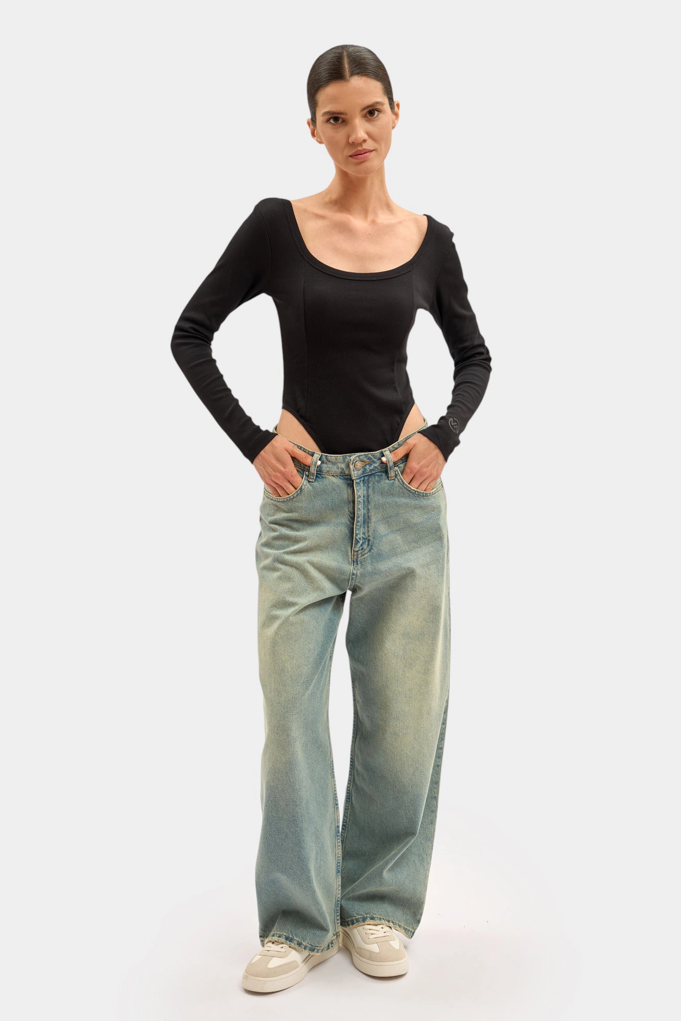 VW-FAT-20-525 боди van mich 