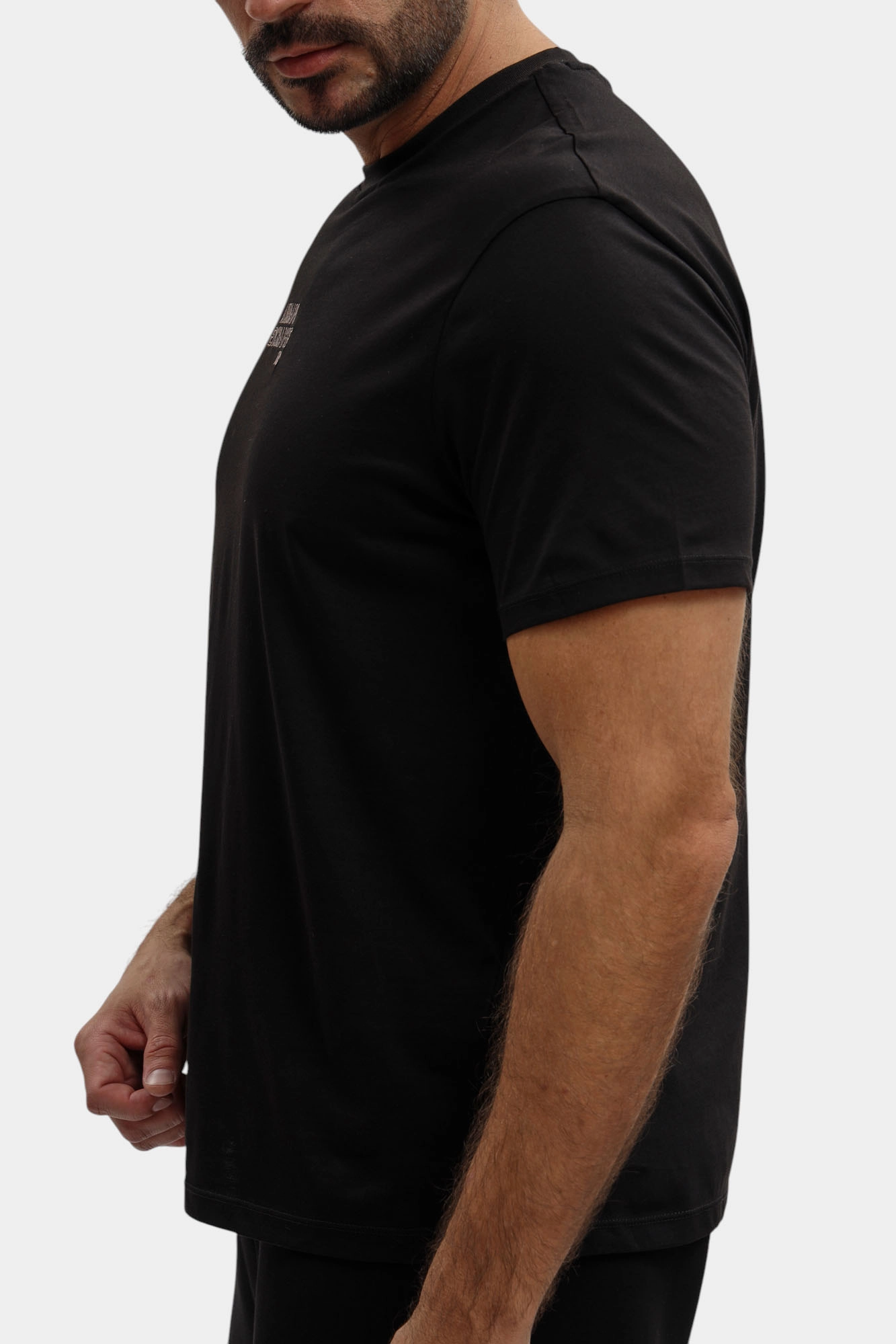 XM001784_AF10356 Футболка Armani Exchange Черный