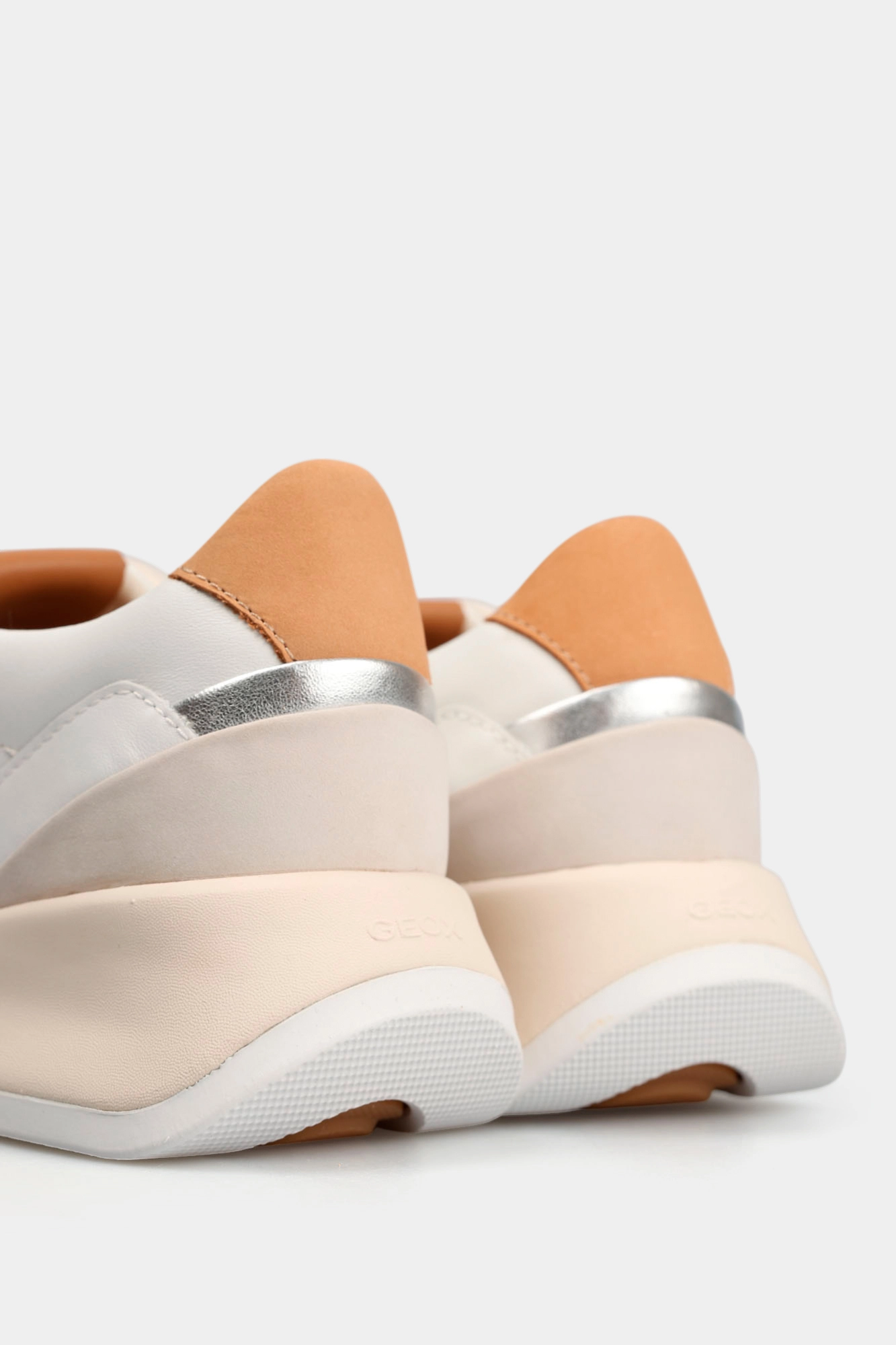 D655JA08532 Кроссовки Geox Белый