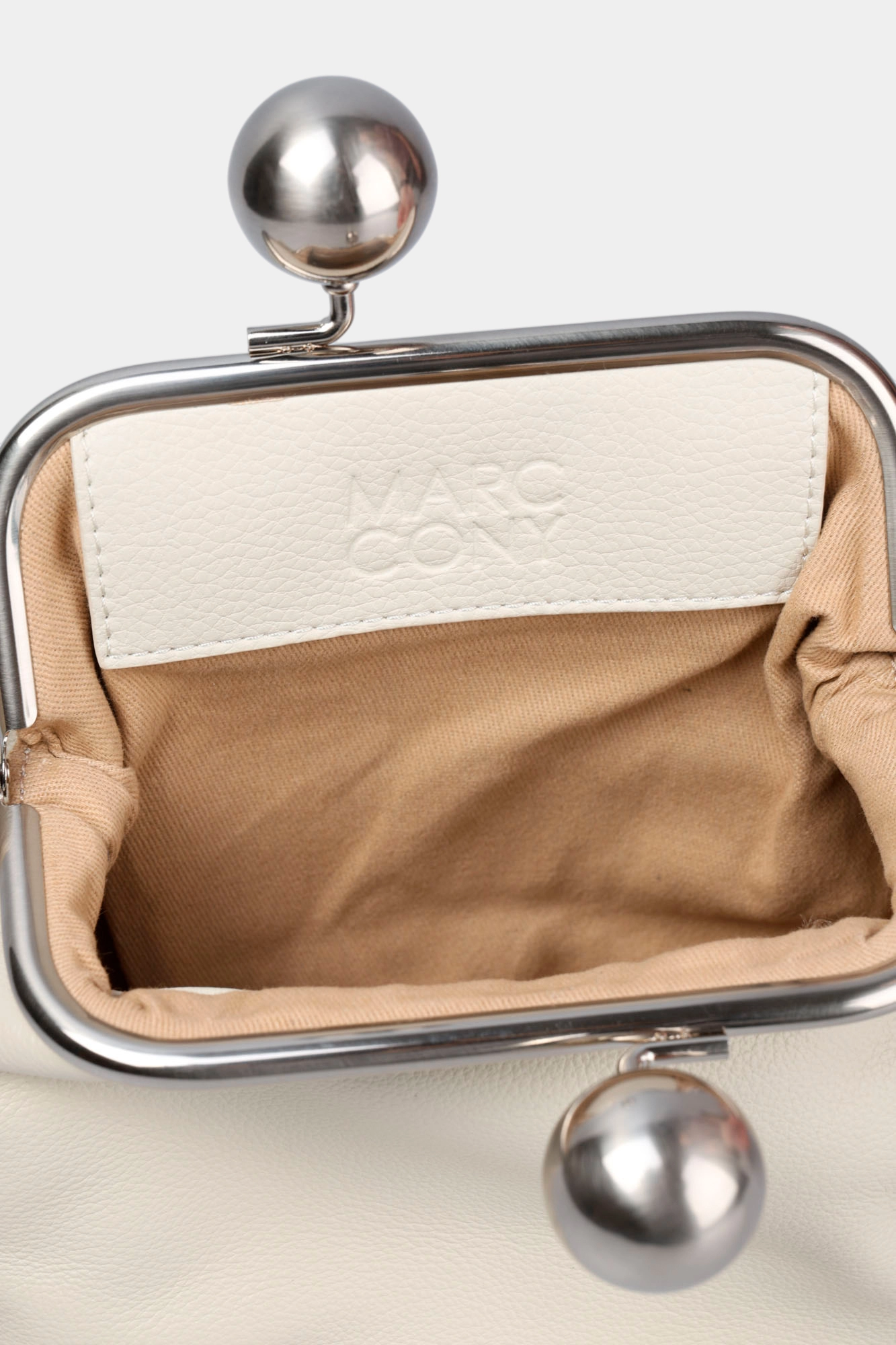 6182-239-717 Сумка Marc Cony Белый