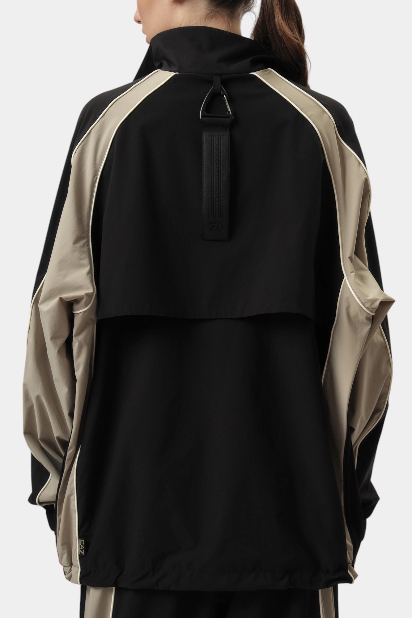 7X000086_AF14333 ветровка ea7