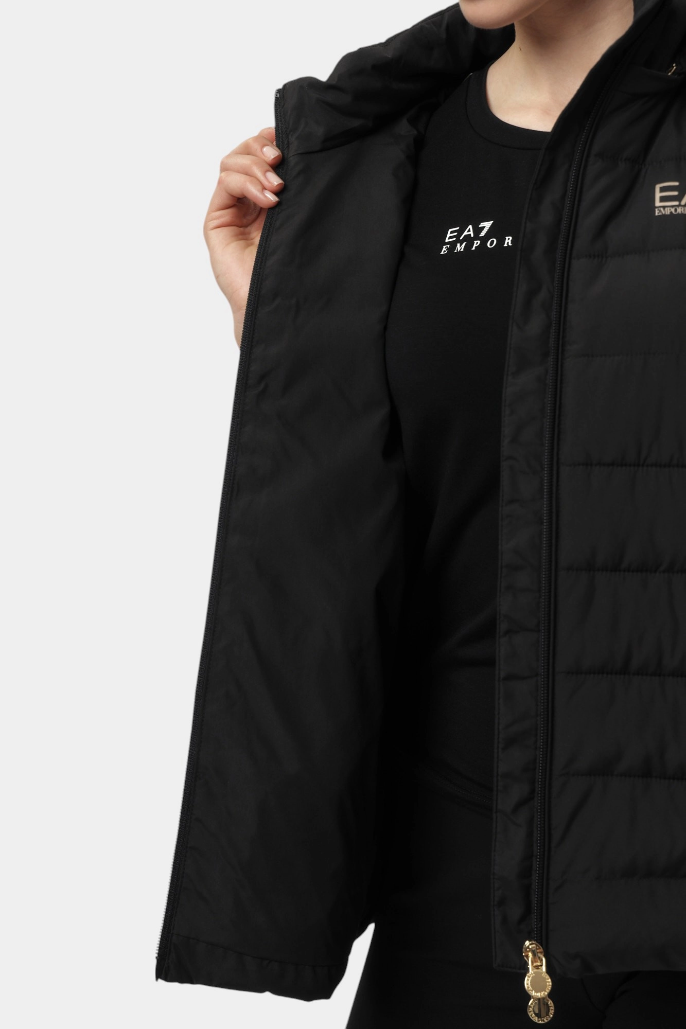 7W000090_AF12476 жилет ea7 